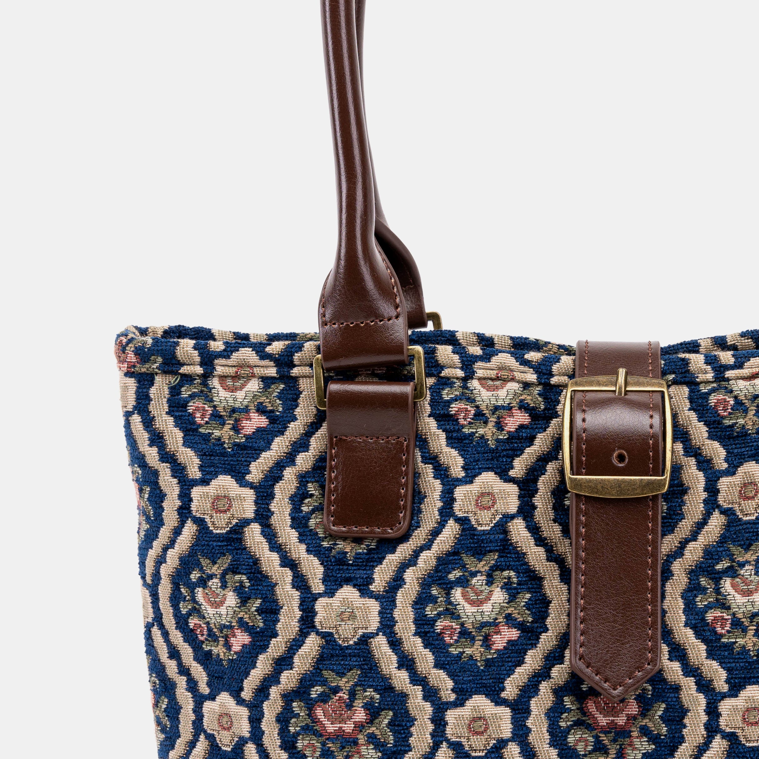 Traditional Blue Everyday Tote detail