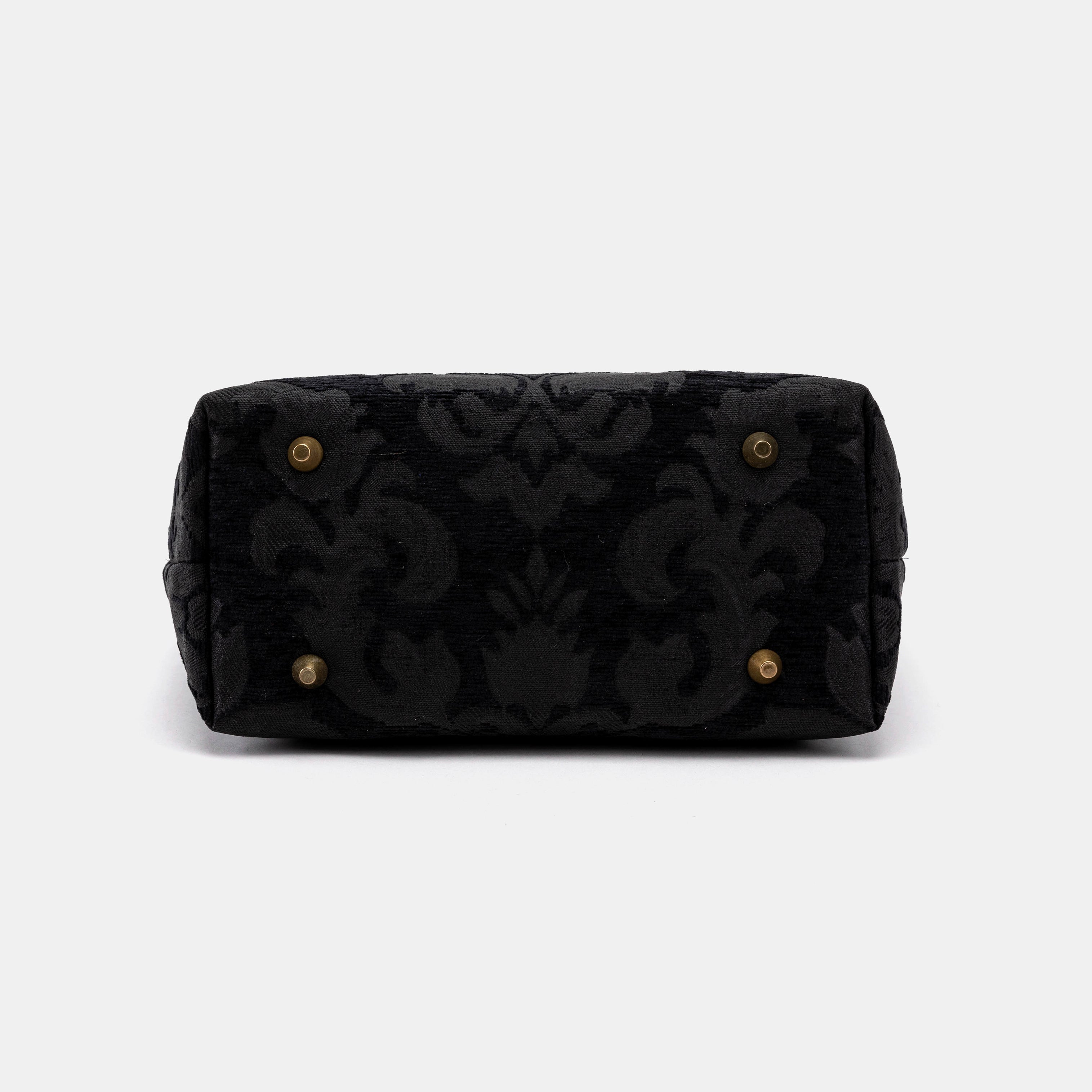 Victorian Blossom Black/Black Everyday Tote bottom