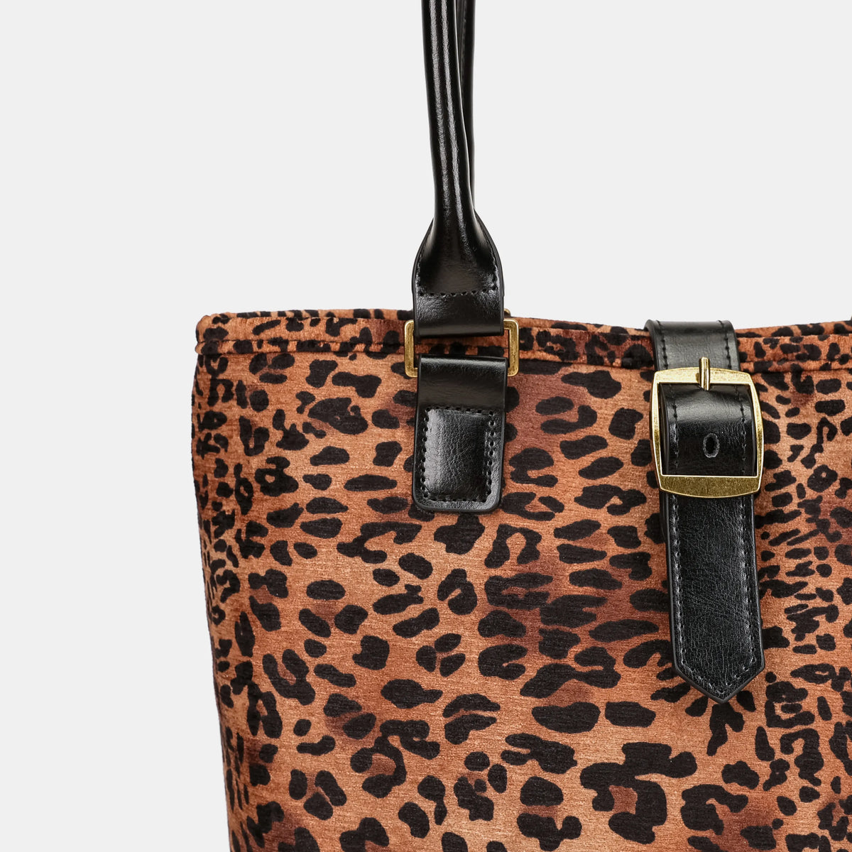 Leopard Classic Everyday Tote Carpetbag of America details