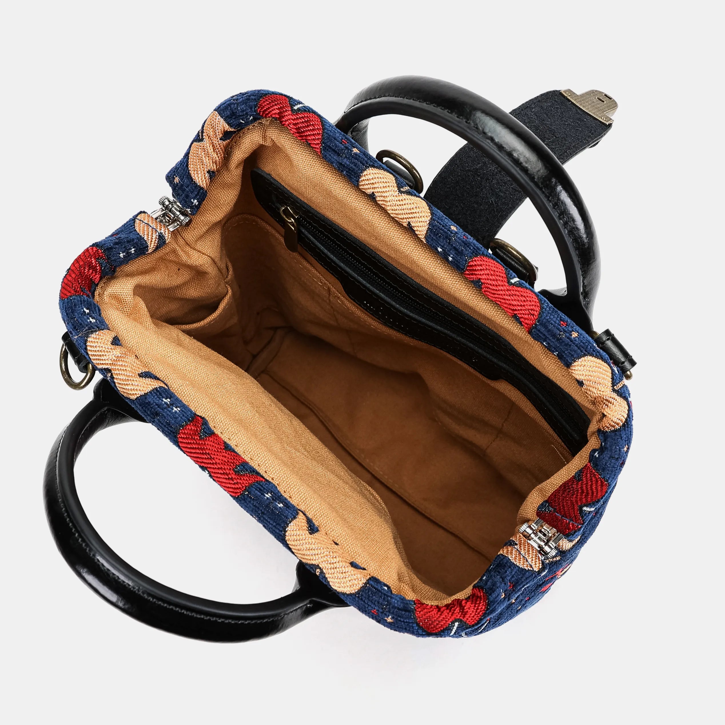 Poppy Bloom Carpet Everyday Backpack Carpetbag of America inside