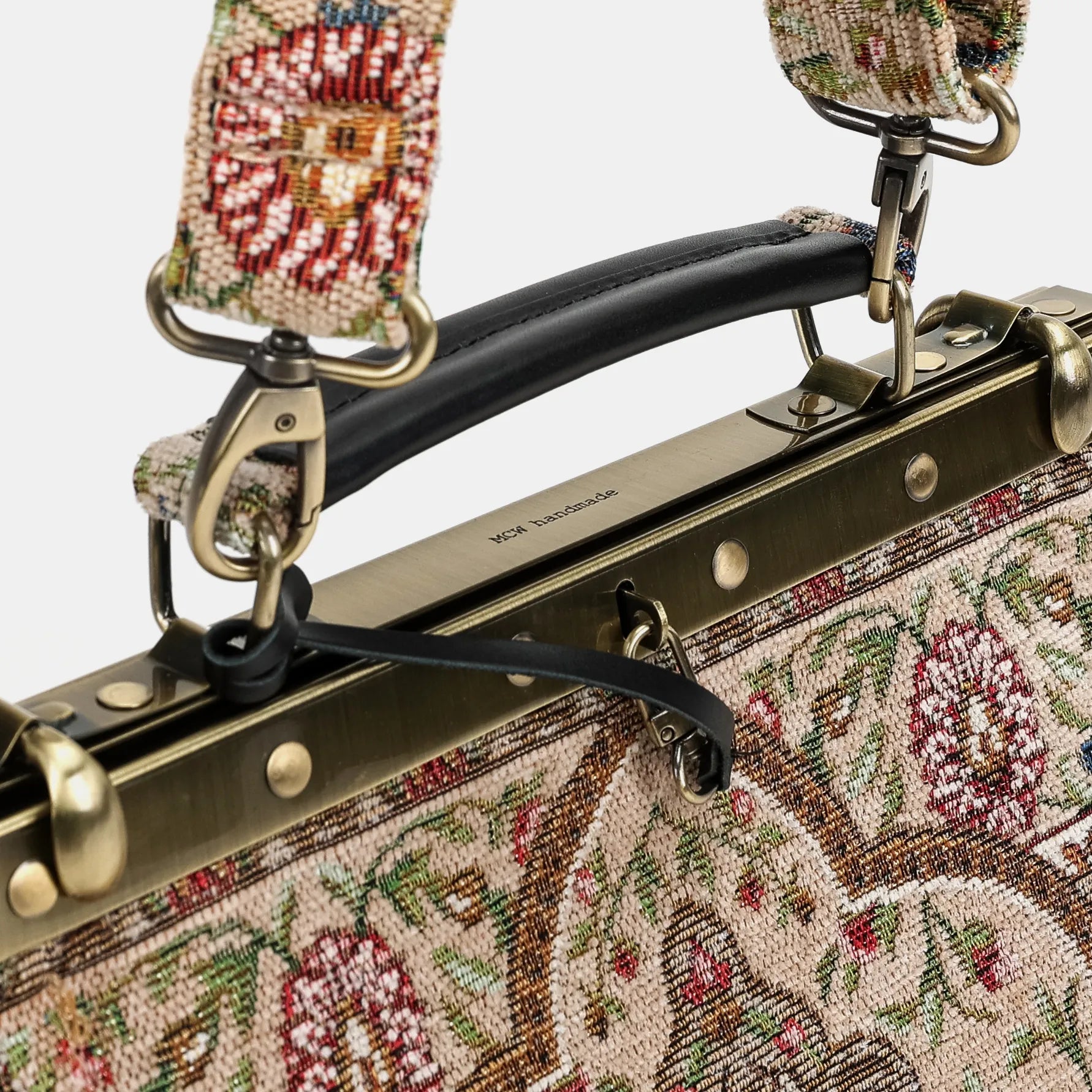 Oriental Beige Cecile Carpet Purse Gladstone Bag of America handle