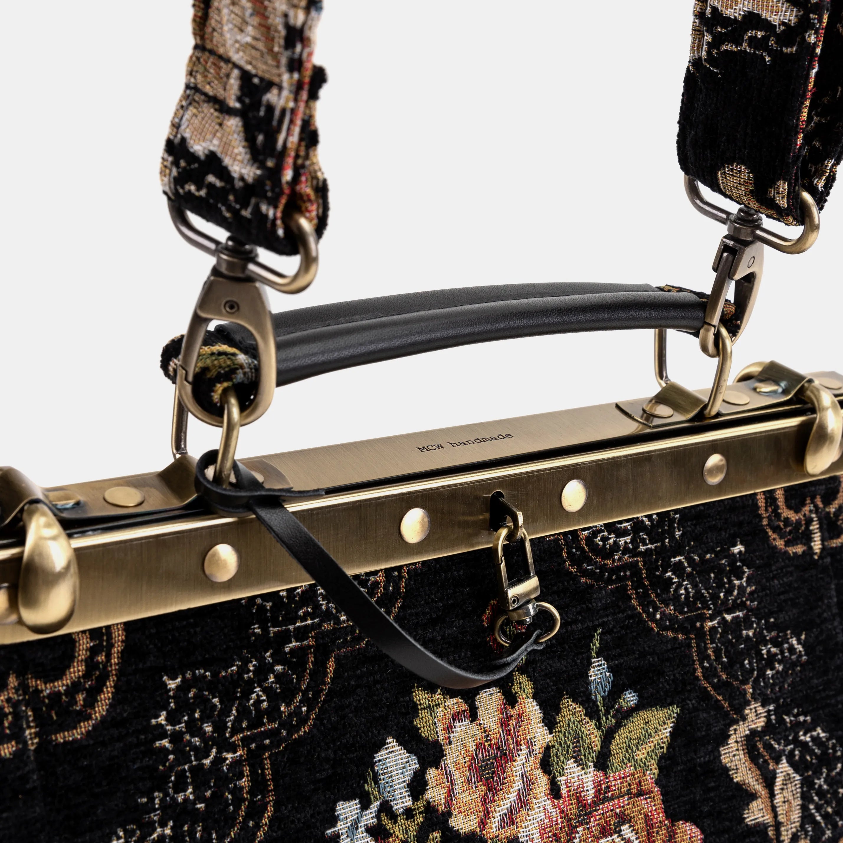 Floral Black Cecile Carpet Purse Gladstone Bag of America handle