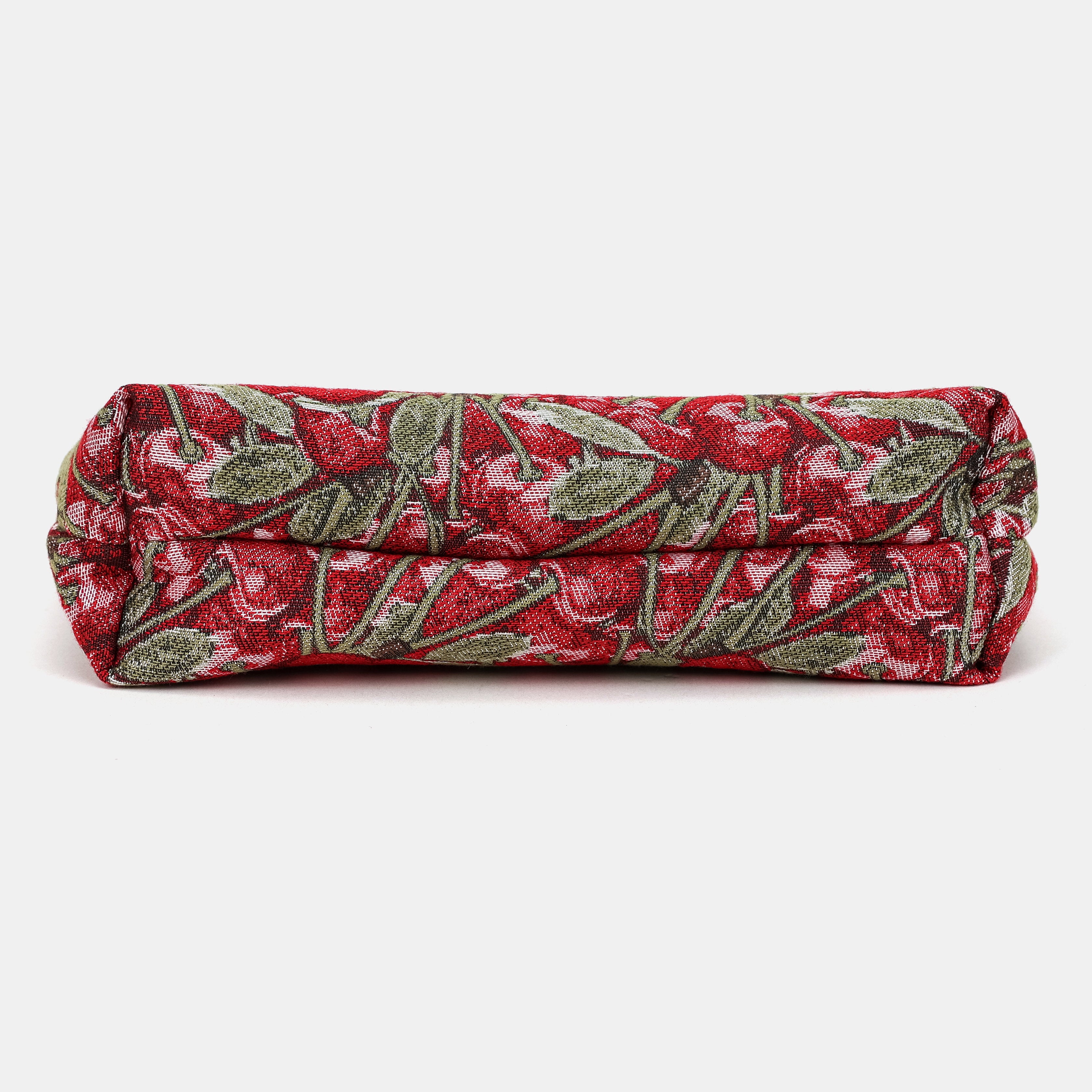 Cherry Cascade Carpet Makeup Bag Carpetbag of America bottom