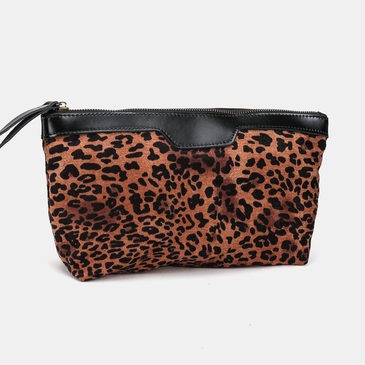 Leopard Classic Carpet Makeup Bag Carpetbag of America front side