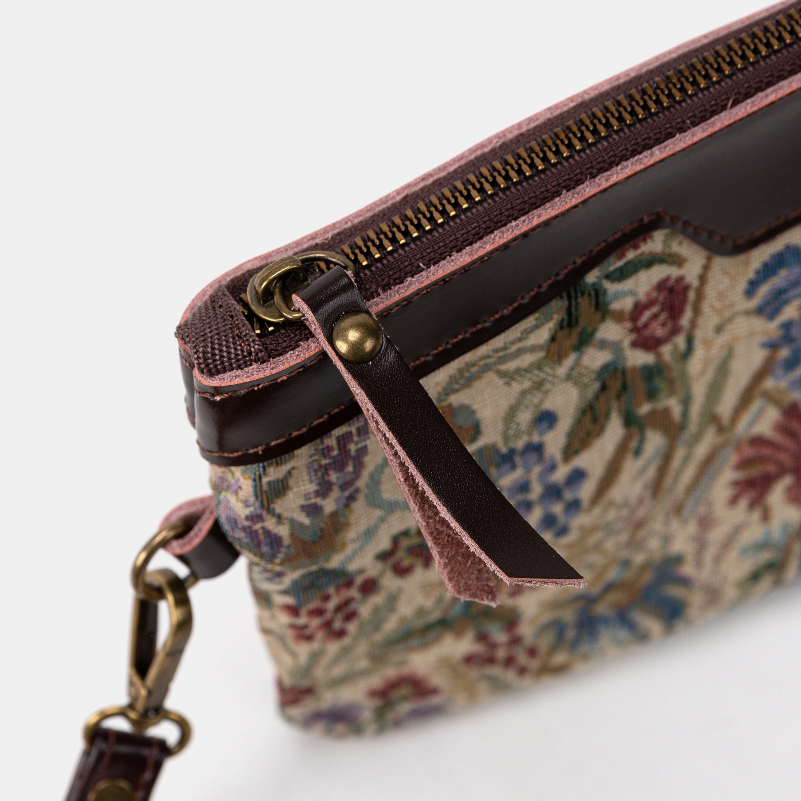 Spring Valley Mint Wristlet Clutch Zipper