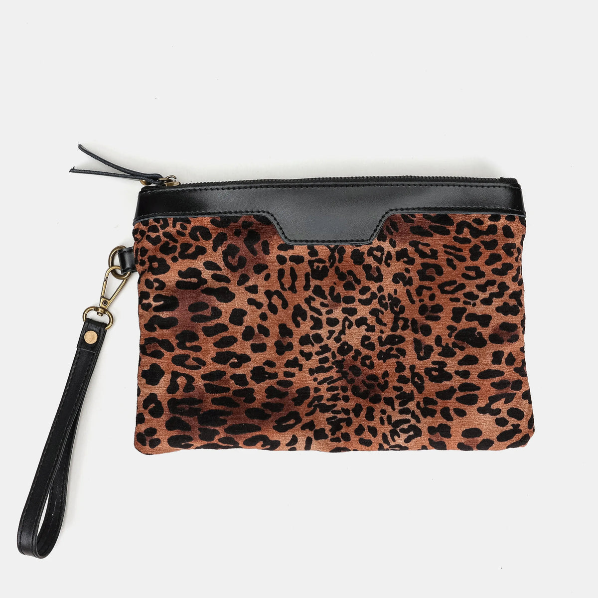Leopard Classic Wristlet Clutch Carpetbag of America main