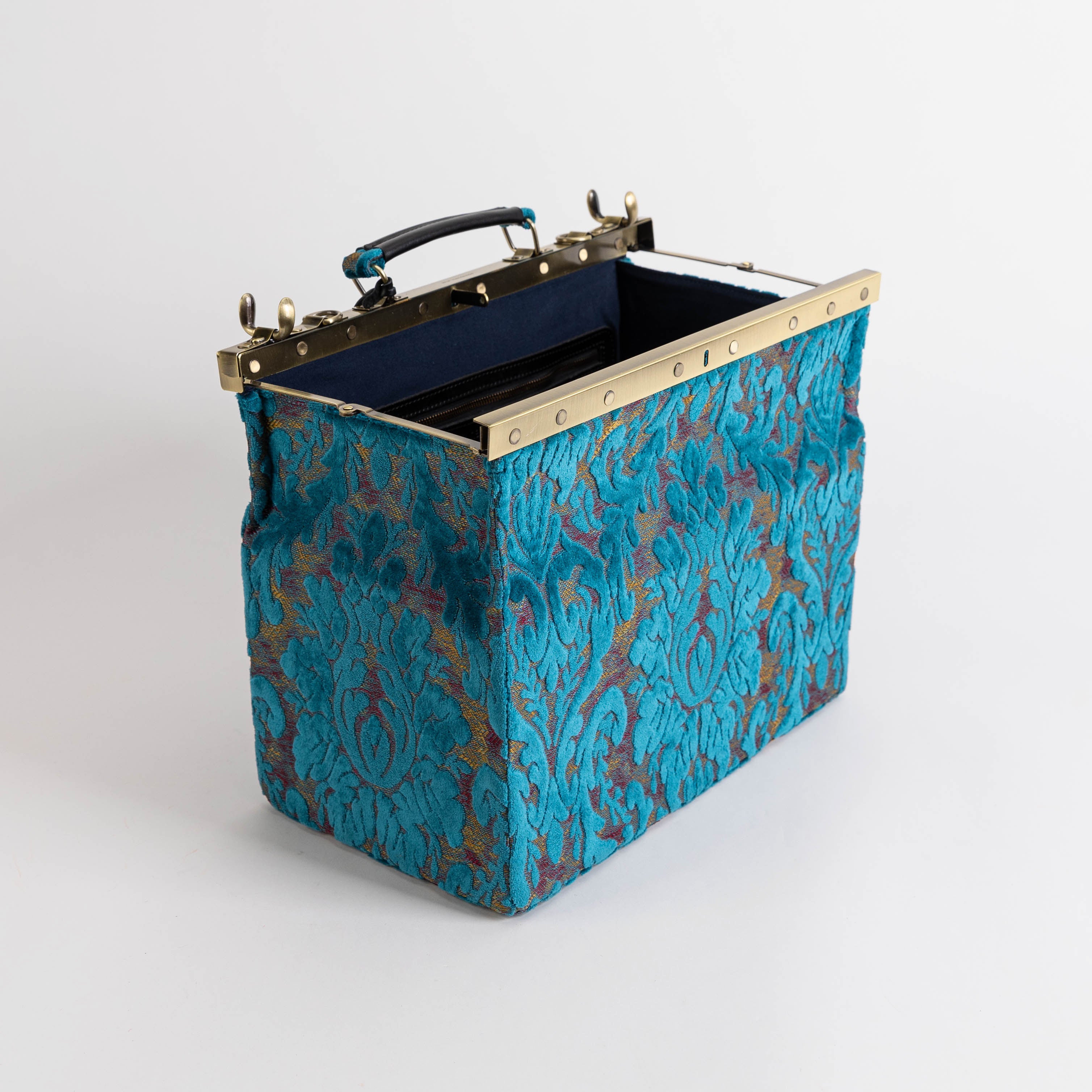 Gladstone Bag Carpet Doctor Bag Victorian Weekender Bag Shoulder Frame Bag Genevieve Burnout Velvet Aqua Blue Carpetbagger Carpetbag of America open and stand