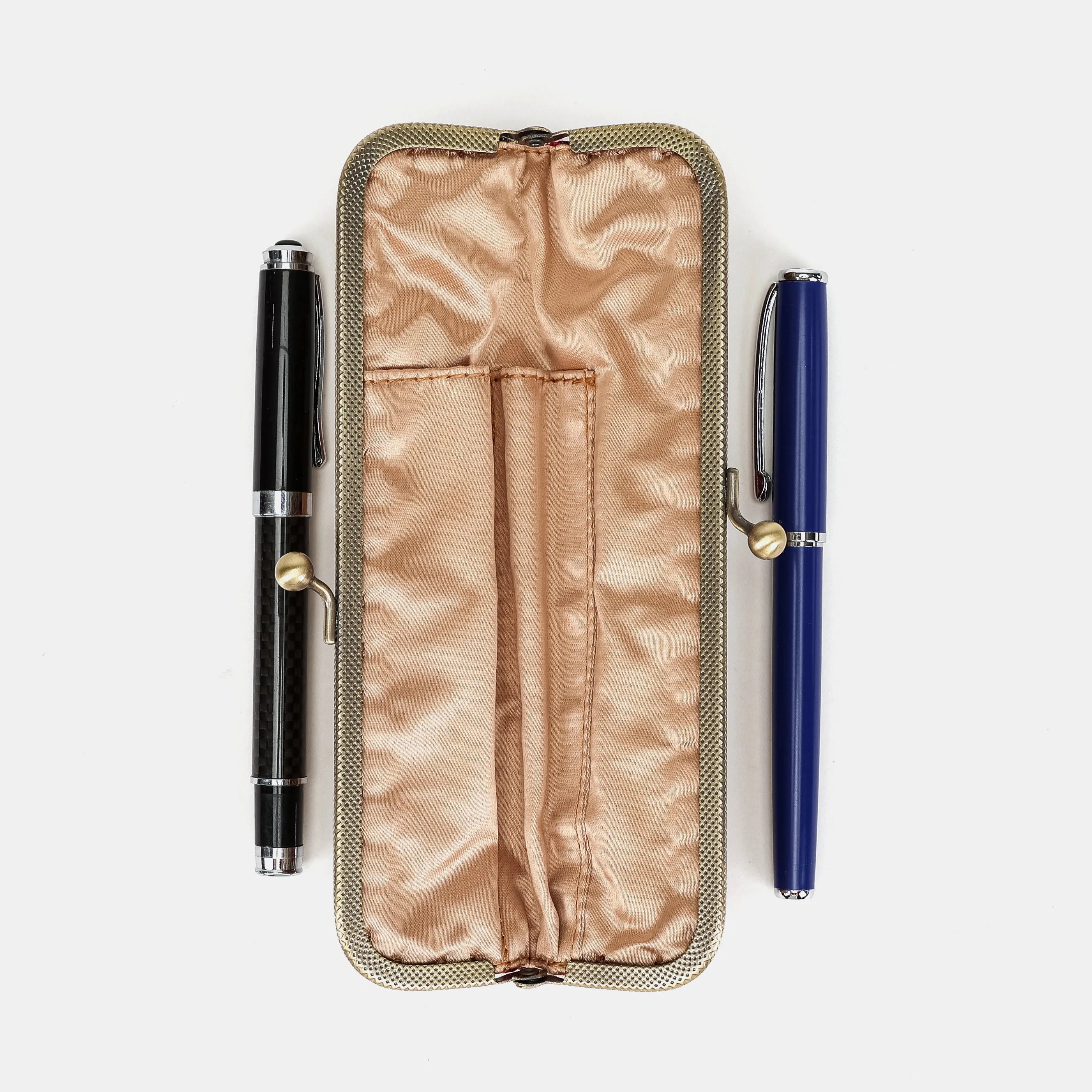 Cherry Cascade Duo Pen Case Carpetbag of America open