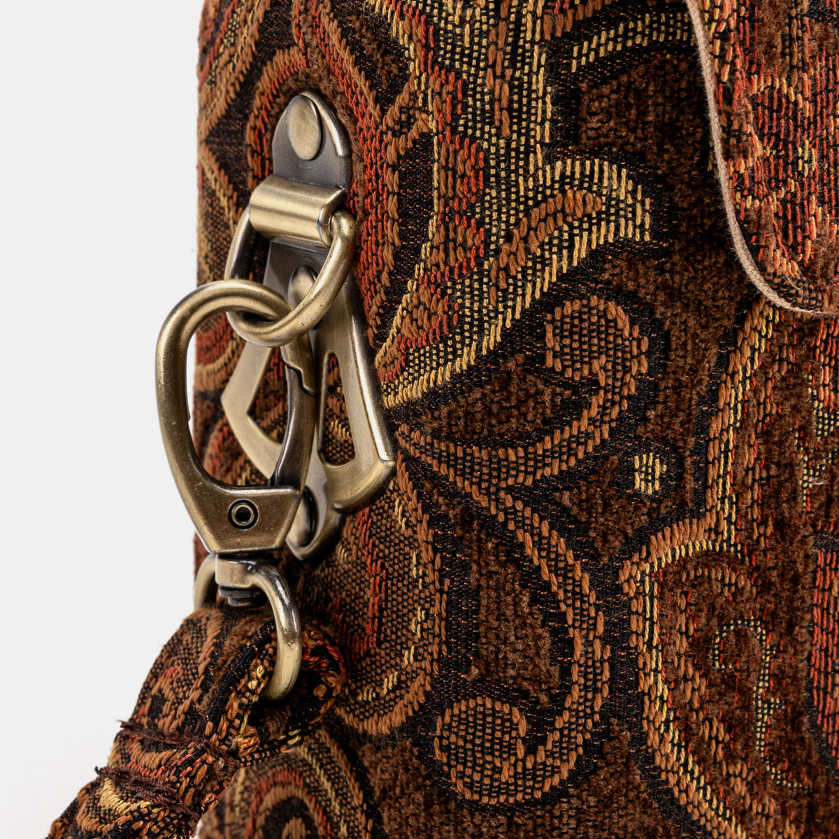 Damask D. Brown Emma Small Train Case Crossbody buckle