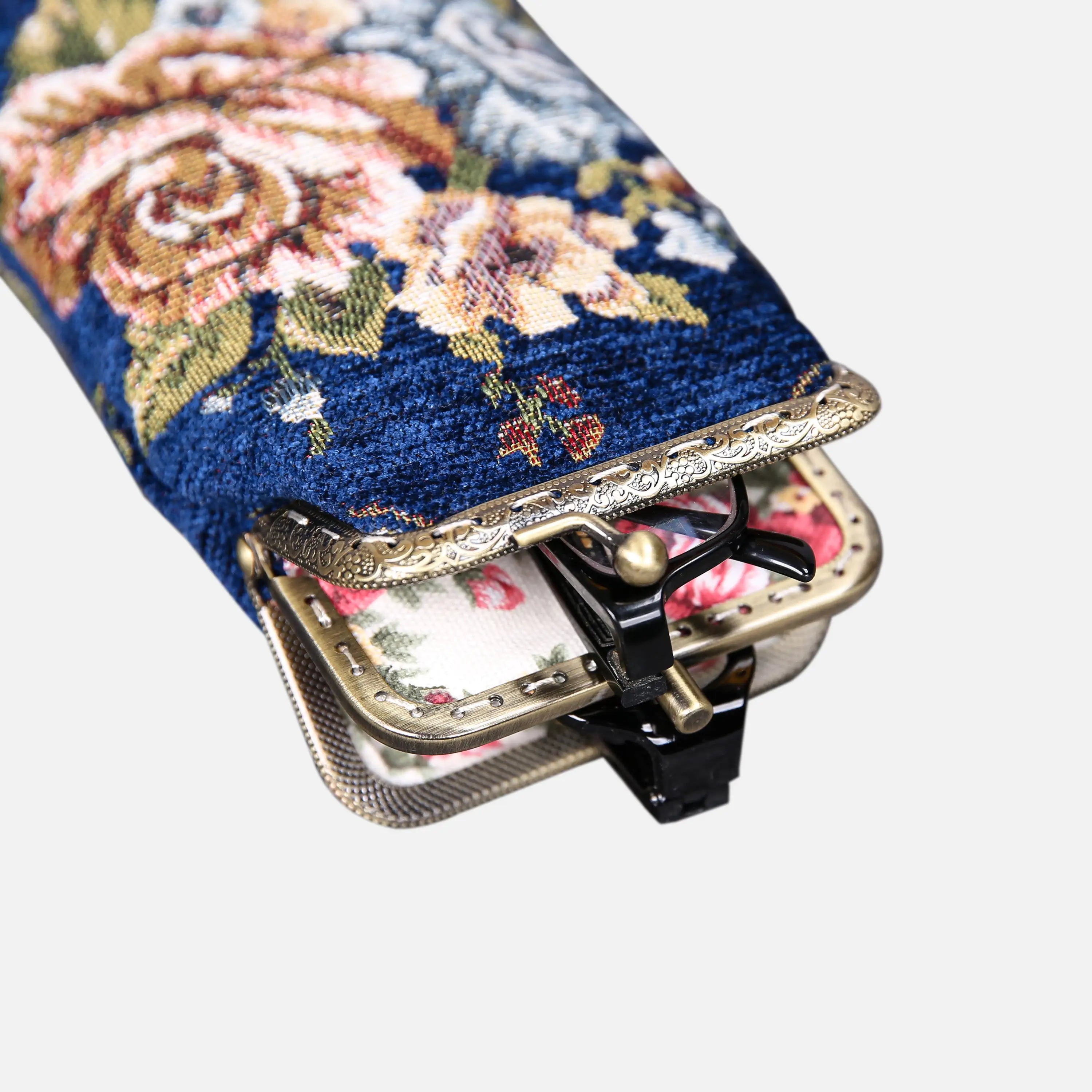 Floral Blue Carpet Eyeglasses Case of America openning-3