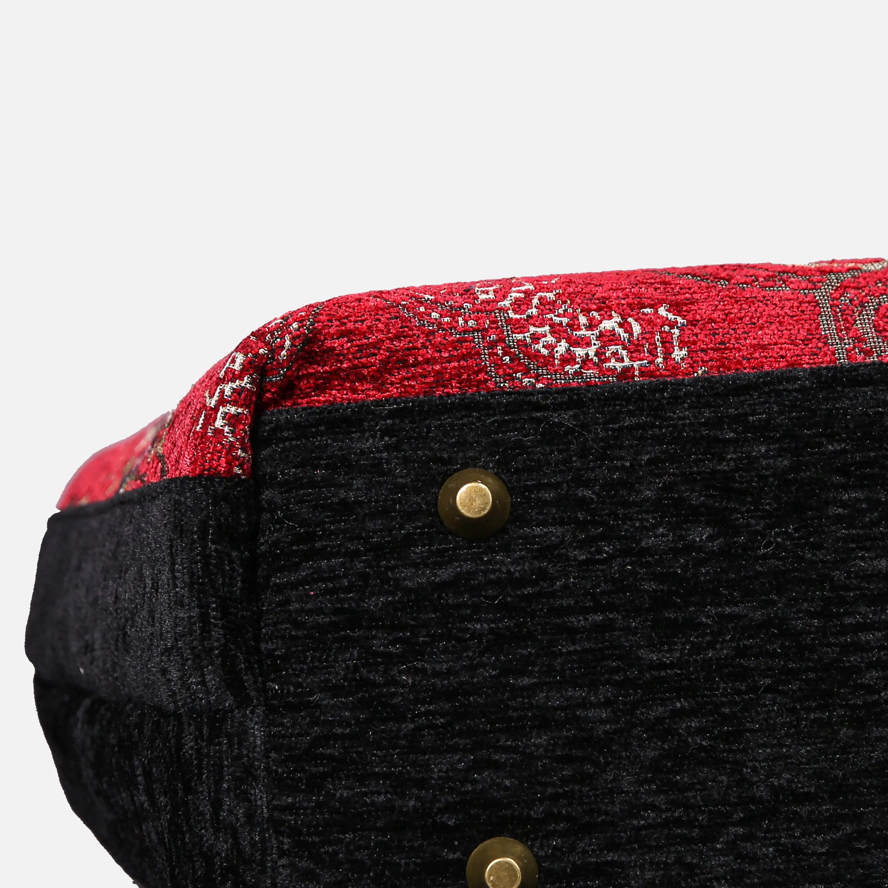 Floral Red carpet bag of America bottom details