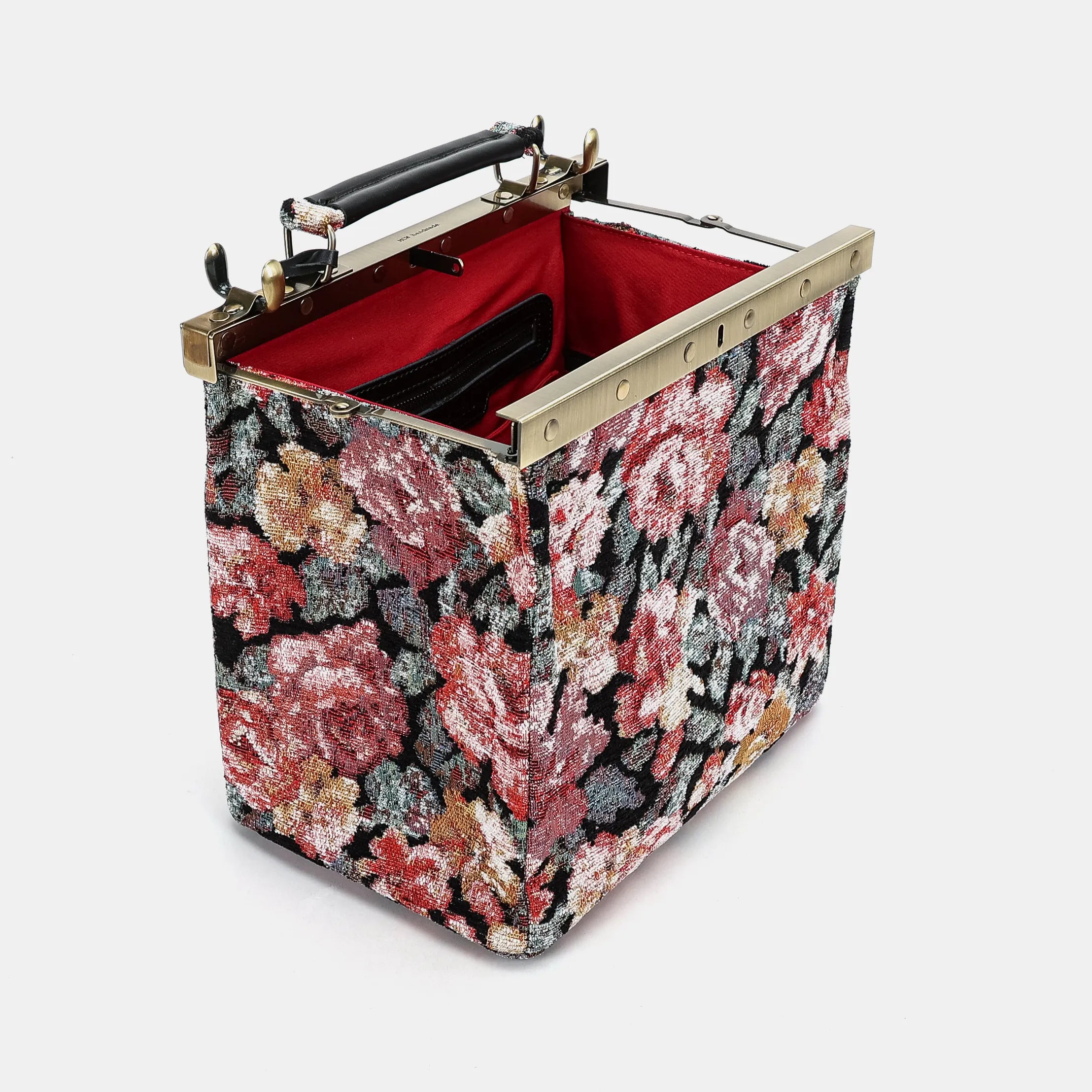Floral Rose Cecile Carpet Purse Gladstone Bag of America open and stand