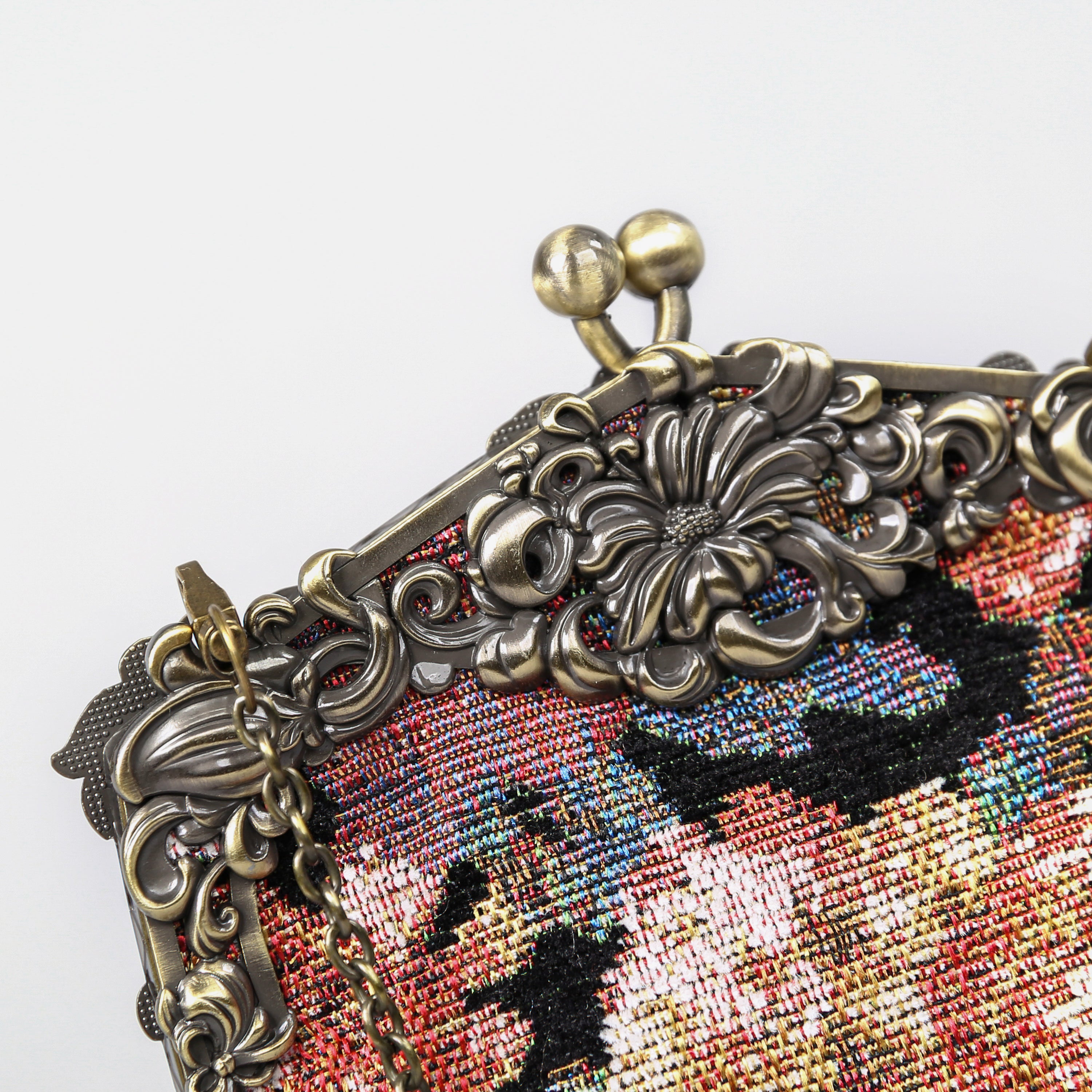 Floral Rose Chatelaine Purse Large carpet bag of America detail