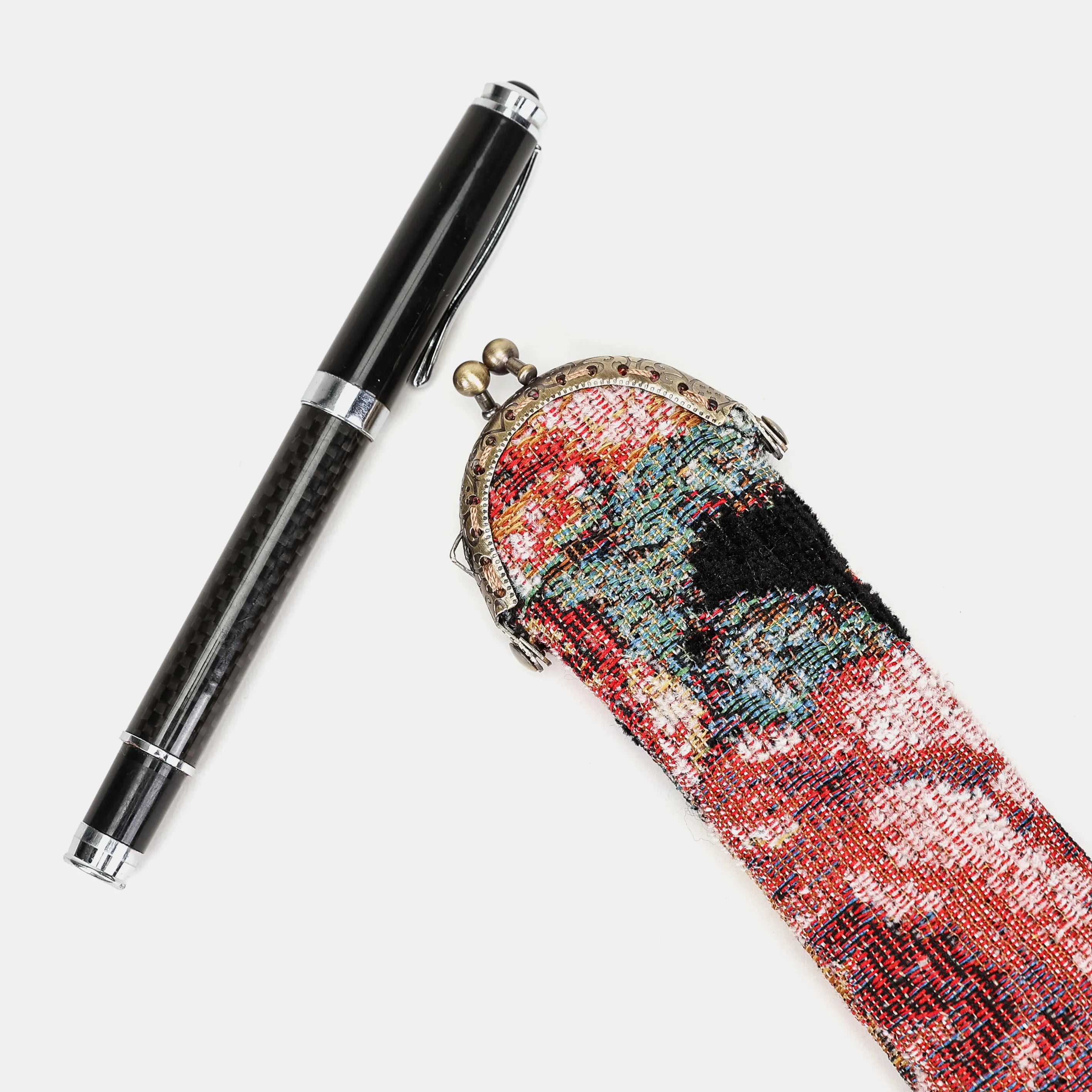 Floral Rose Solo Pen Case Carpetbag of America with pen
