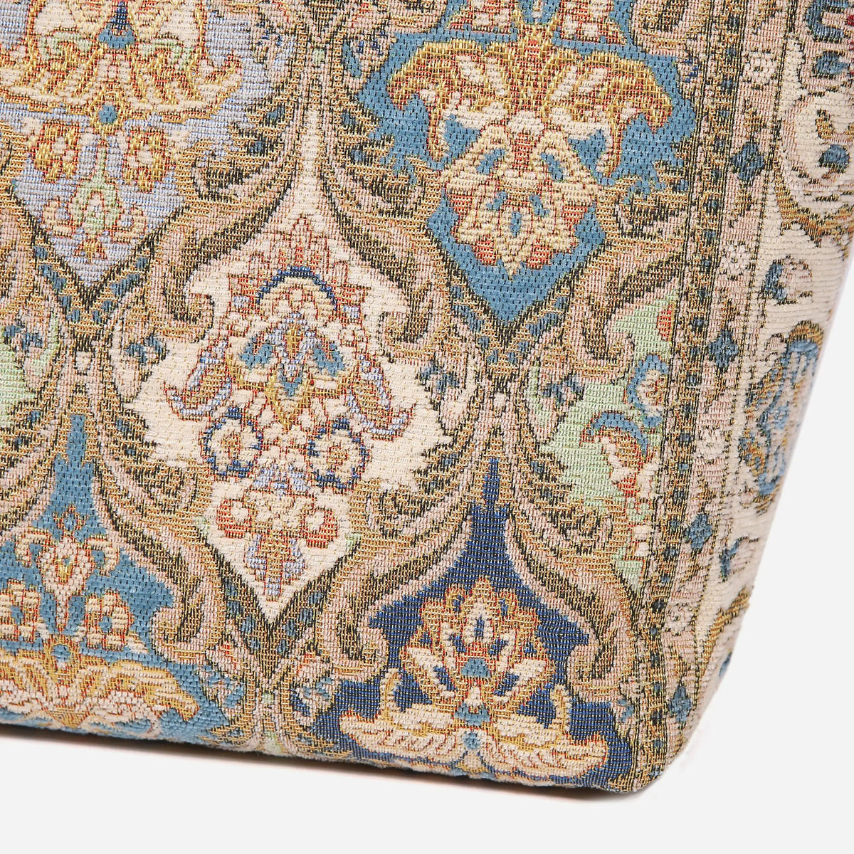 Golden Age Blue Carpet Tote Shopper Carpetbag of America details