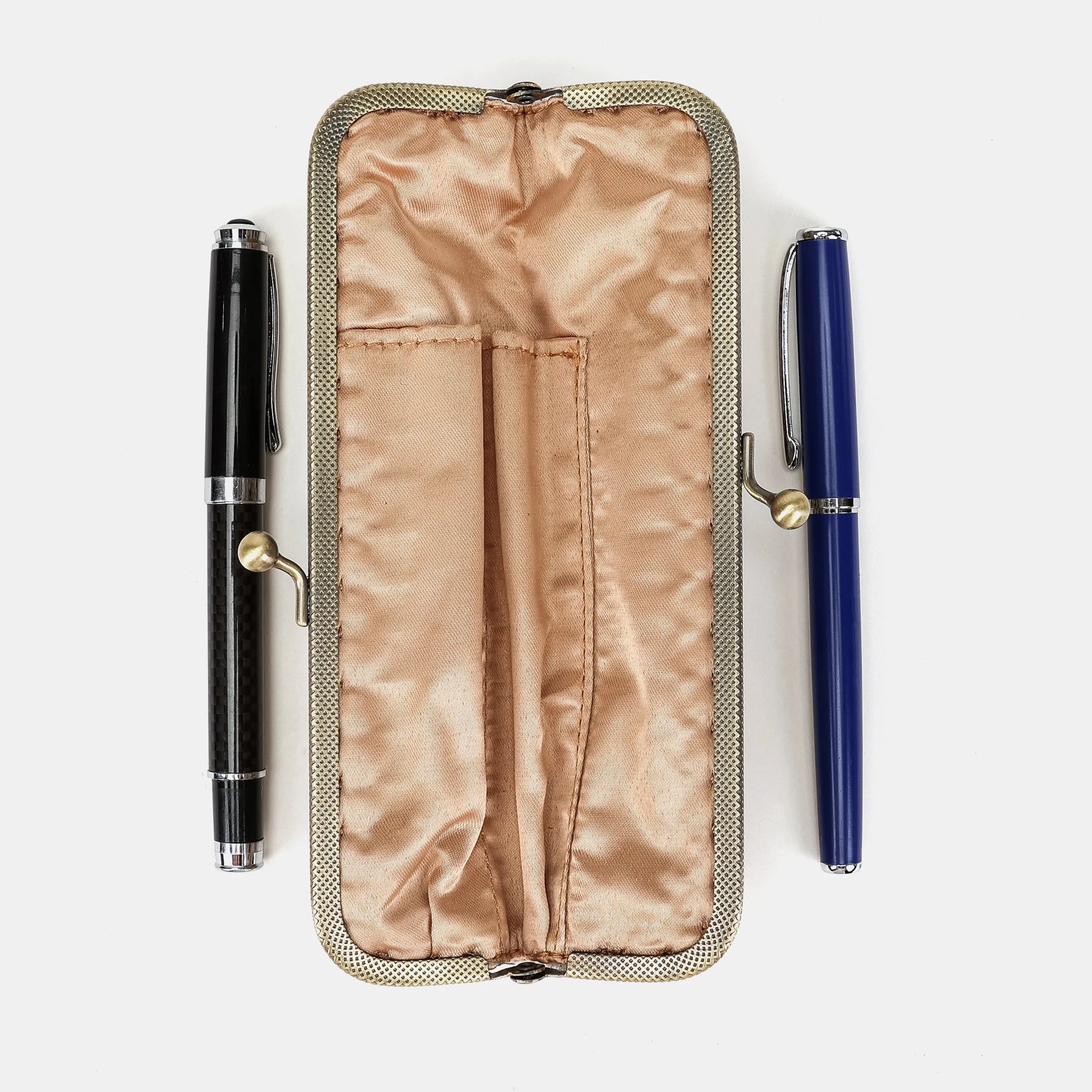 Golden Age Navy Duo Pen Case Carpetbag of America inside