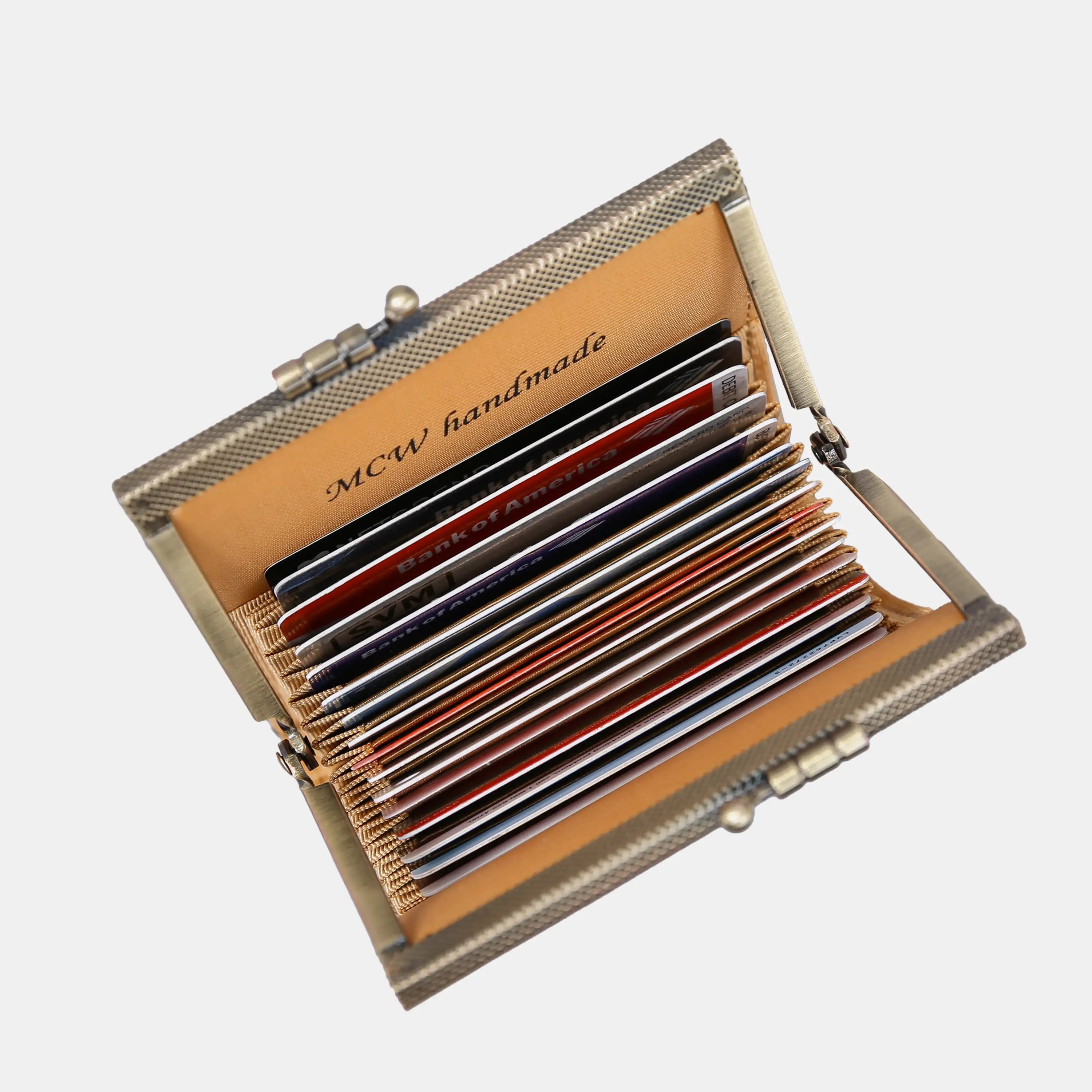 Here Be Dragons Card Wallet of America 17 slot in use