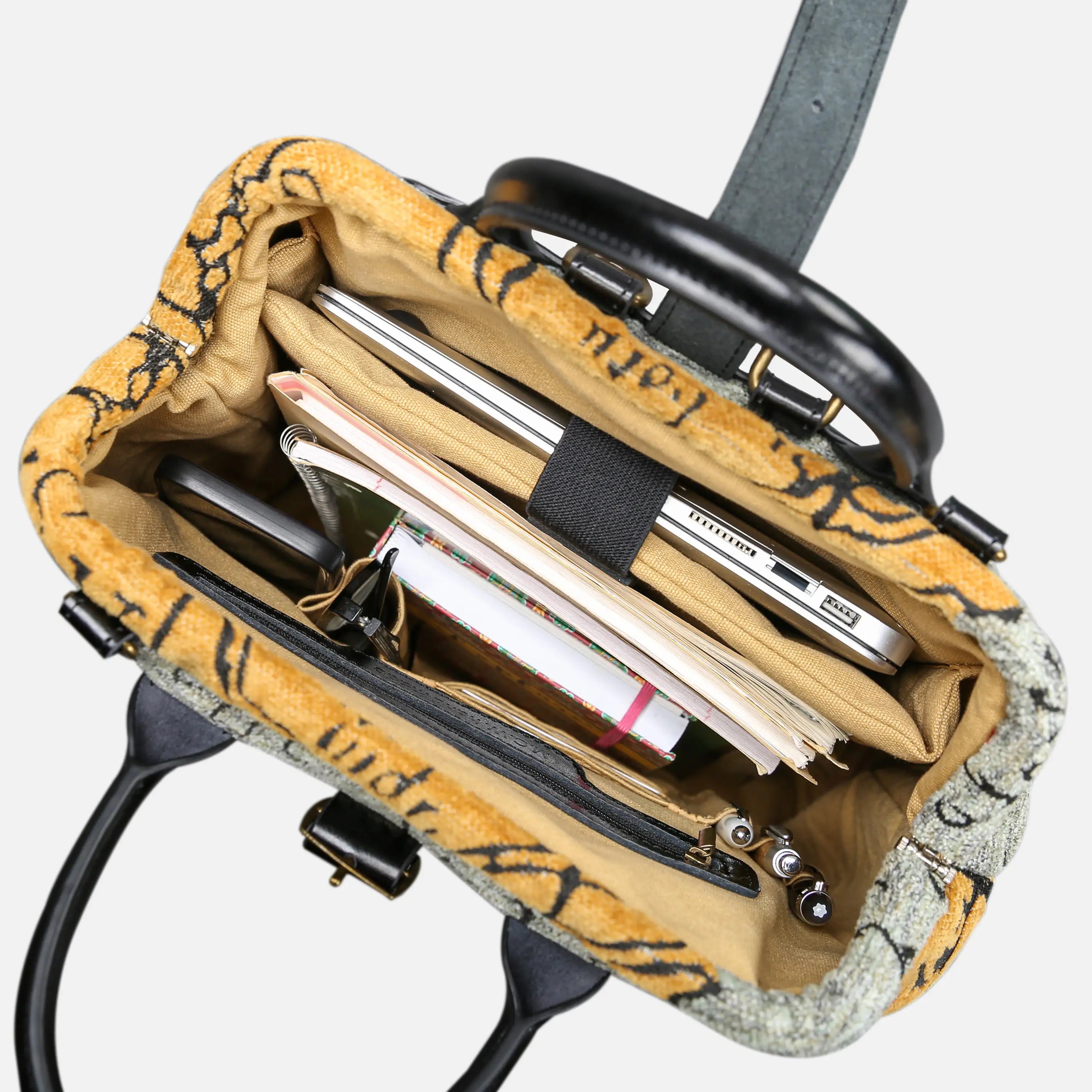 Here Be Dragons Carpet Laptop Backpack Carpetbag of America inside
