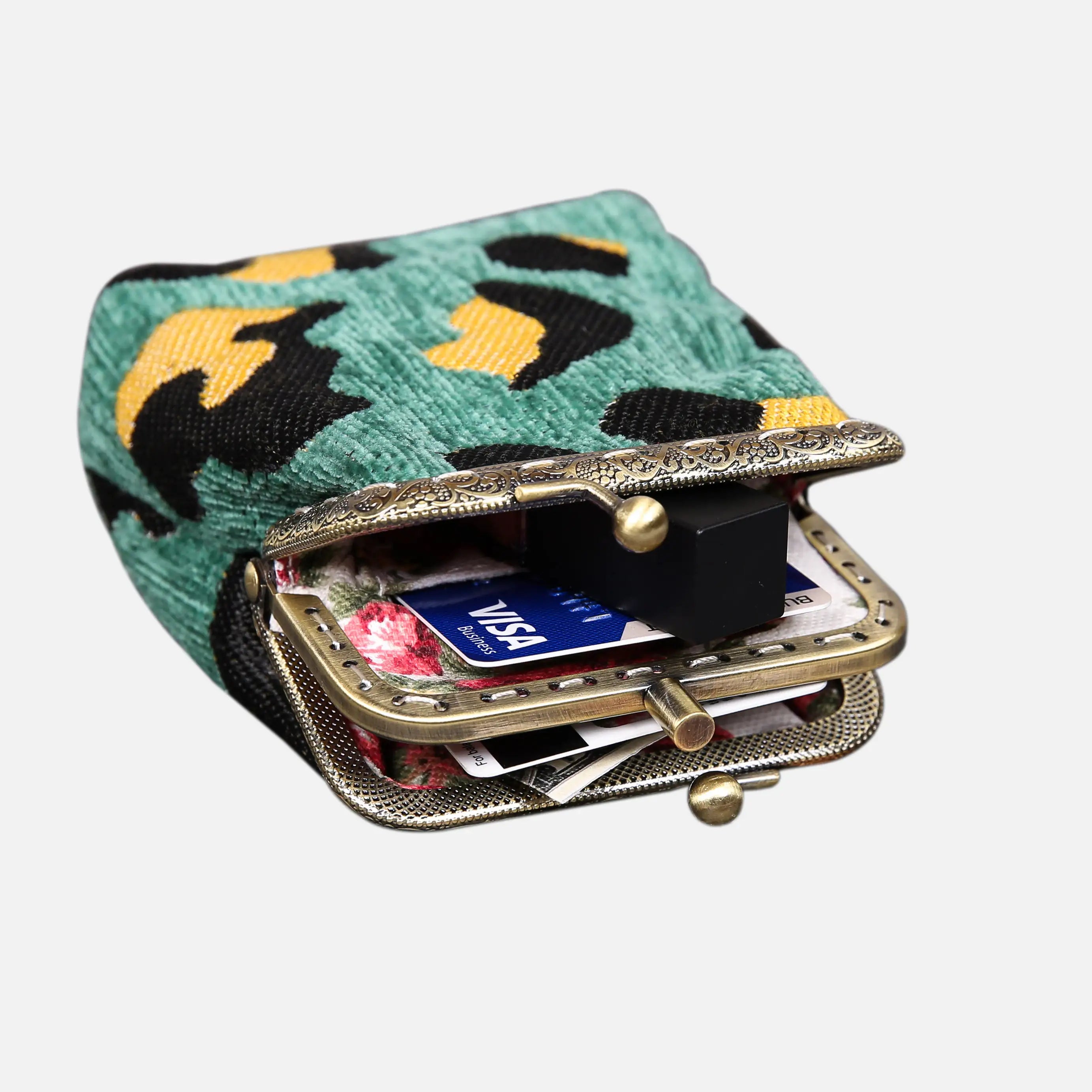 Leopard Green Double Kiss Clasp Coin Purse of America in use-3