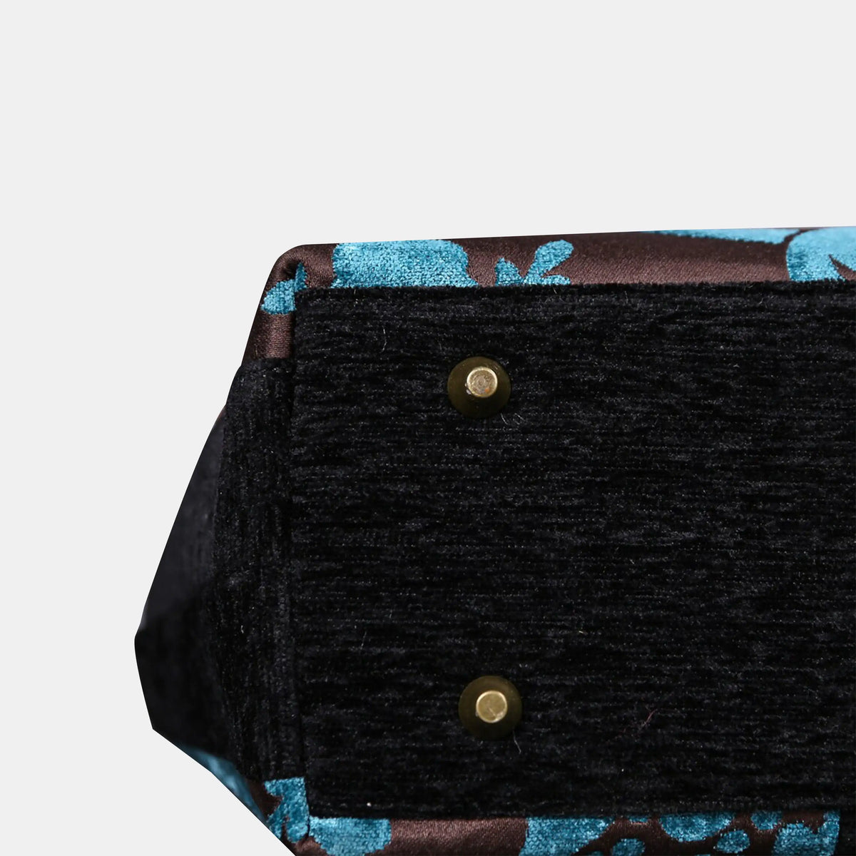 Luxury Damask Blue carpet bag of America bottom details