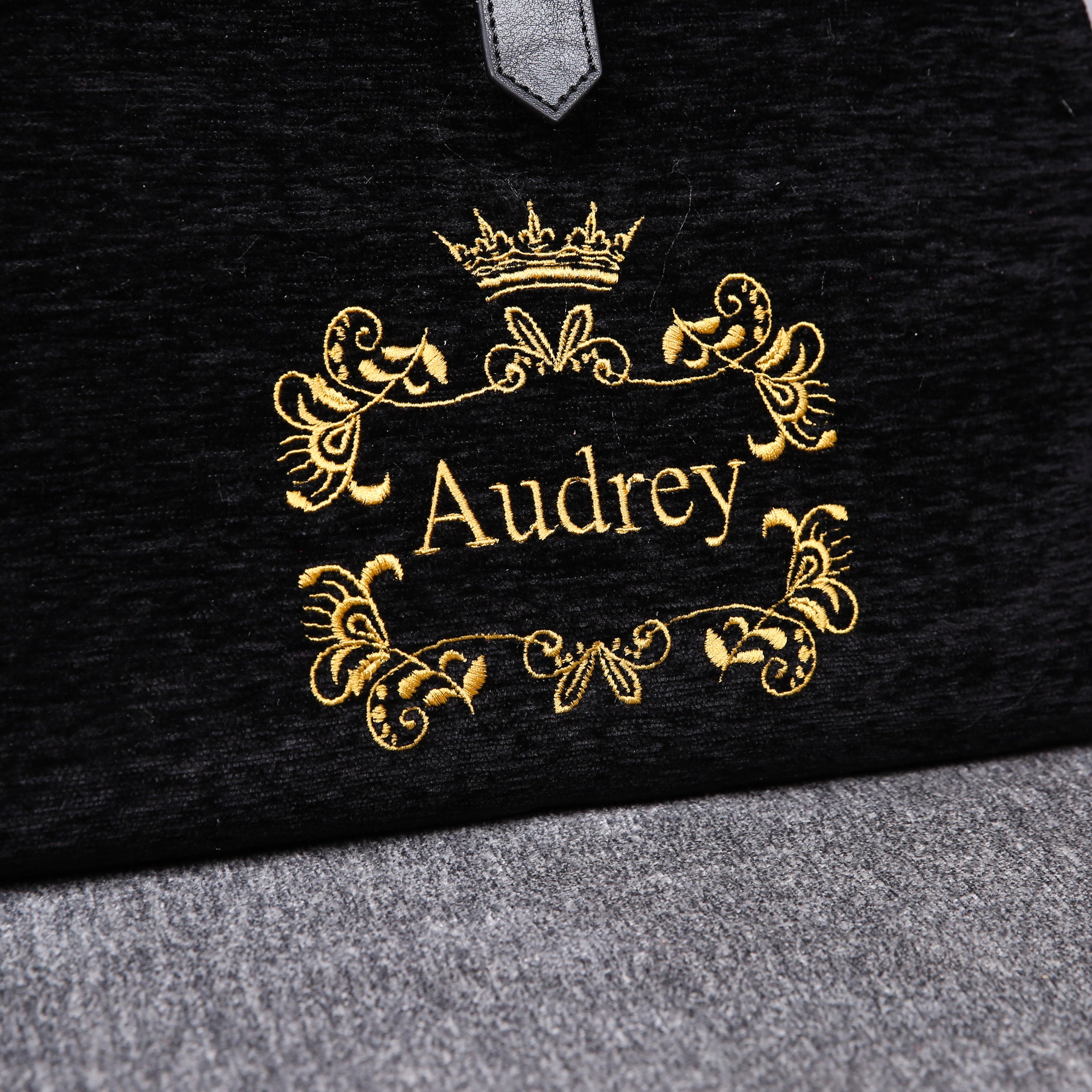 Luxury Monogrammed Black Handbag Purse ( Single Name ) pattern
