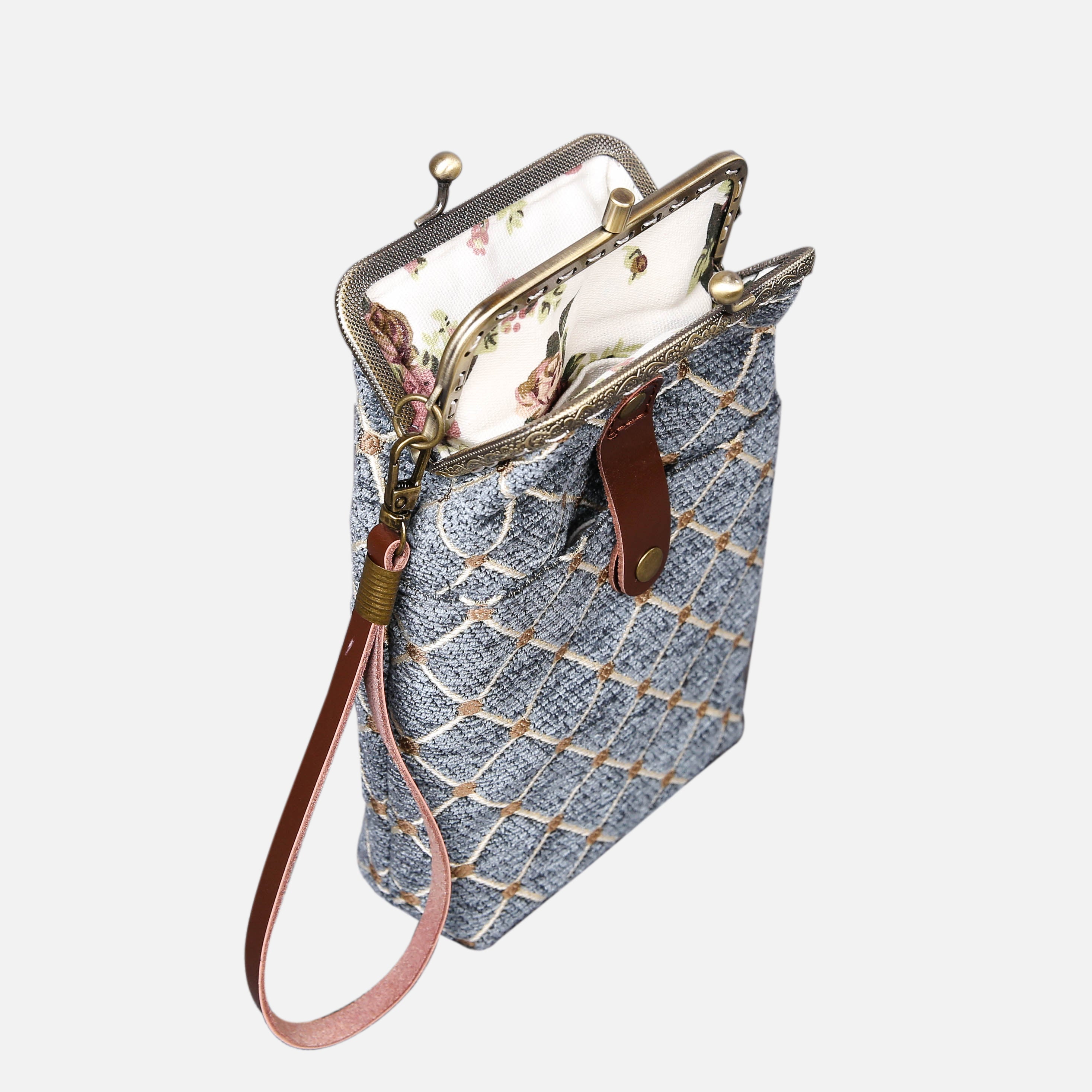 Neo Grec Carpet Phone Case Carpetbag of America standing
