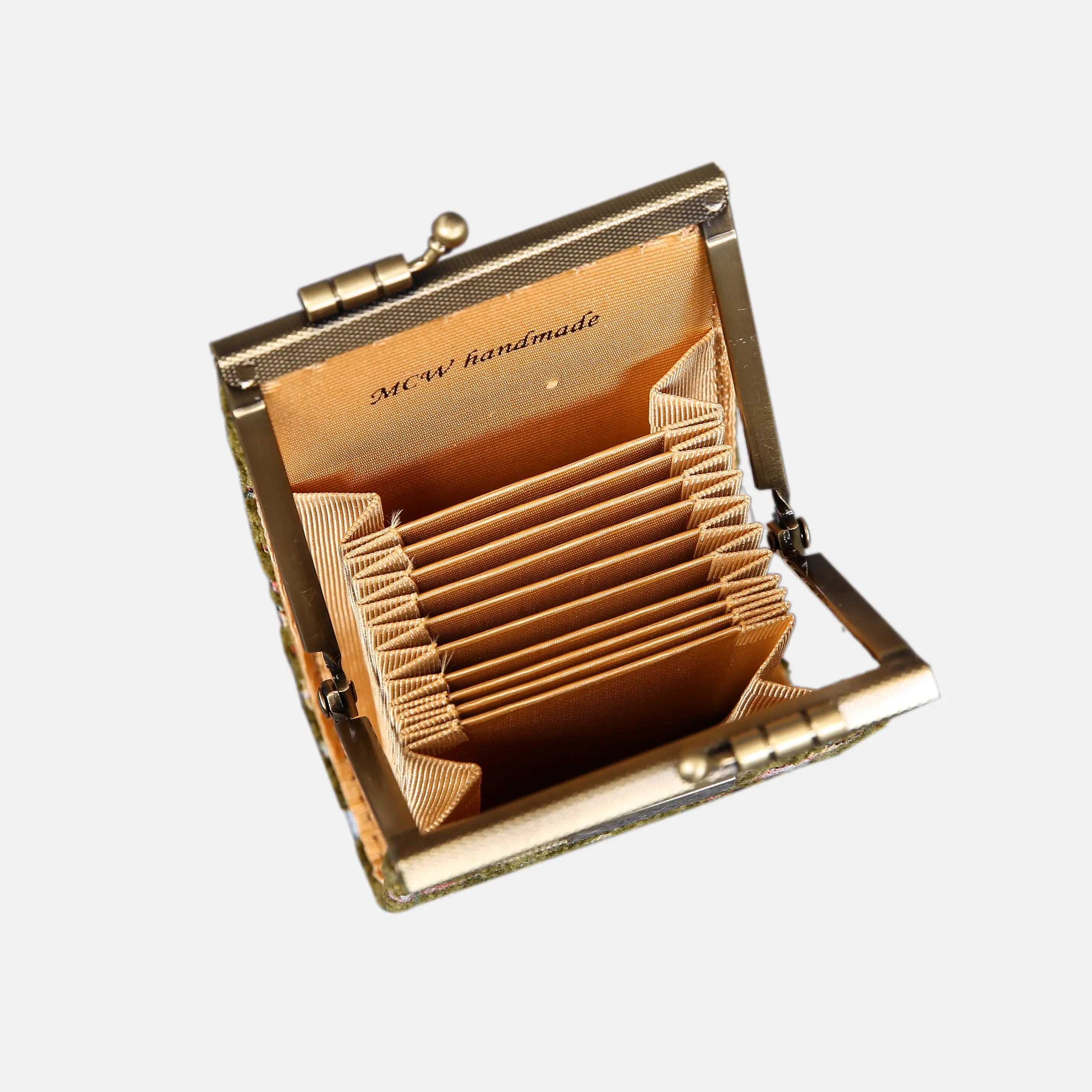 Oriental Avocado Card Wallet of America 11 slots inside