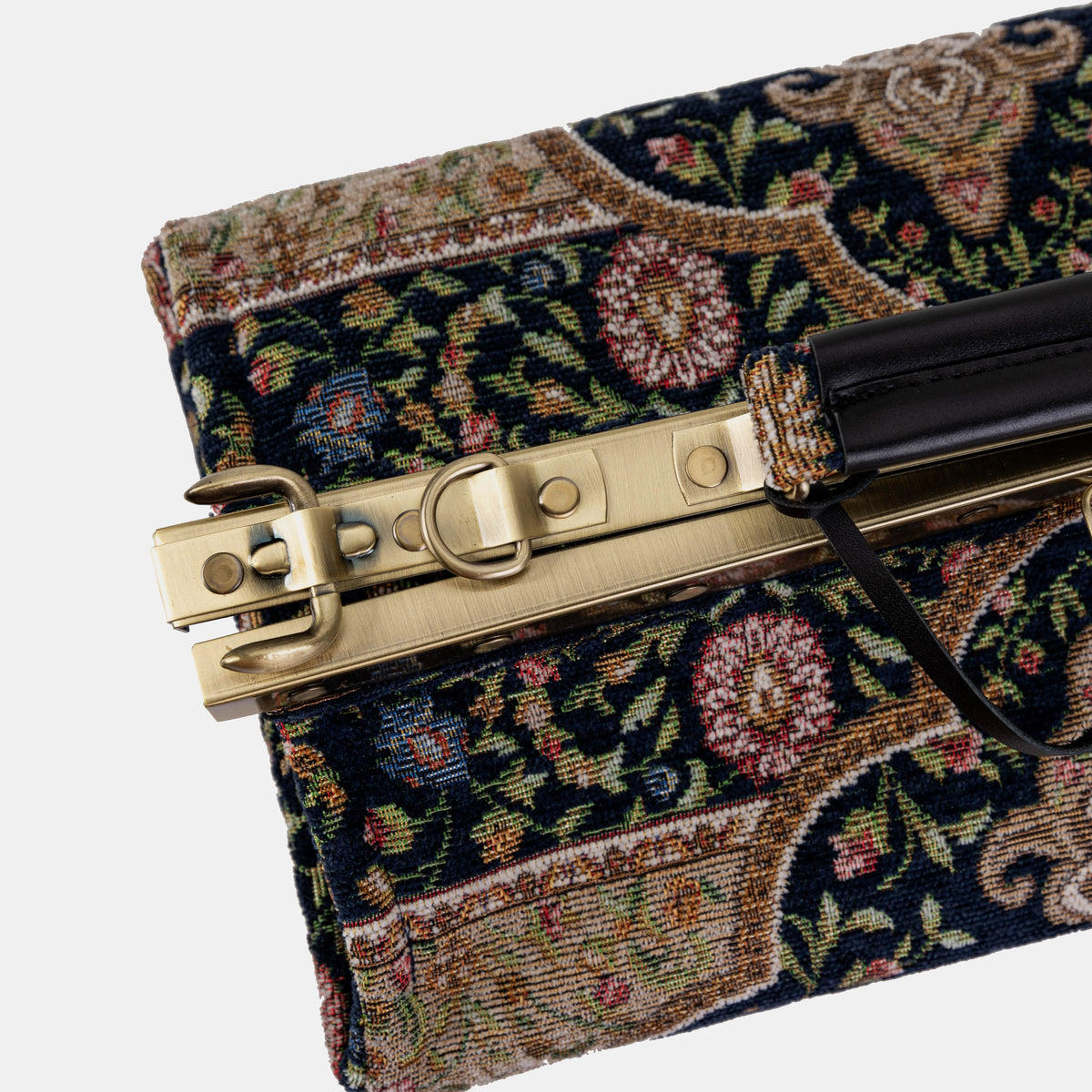 Oriental Navy Genevieve Carpet Gladstone Bag of America frame