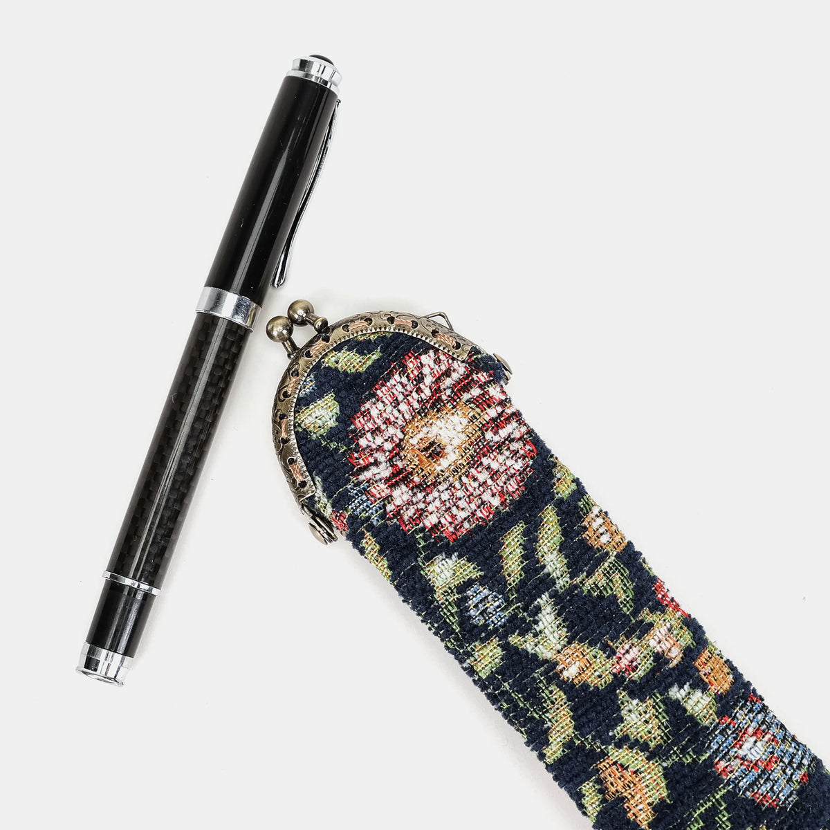 Oriental Navy Solo Pen Case Carpetbag of America with pen