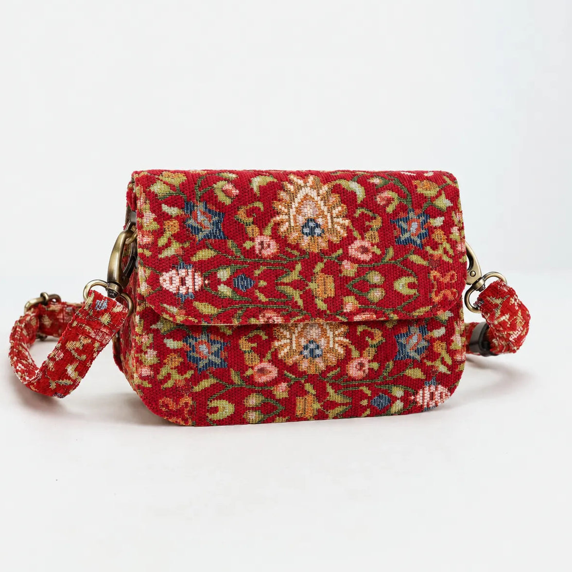 Oriental Red Flap Crossbody Bag of America FRONT