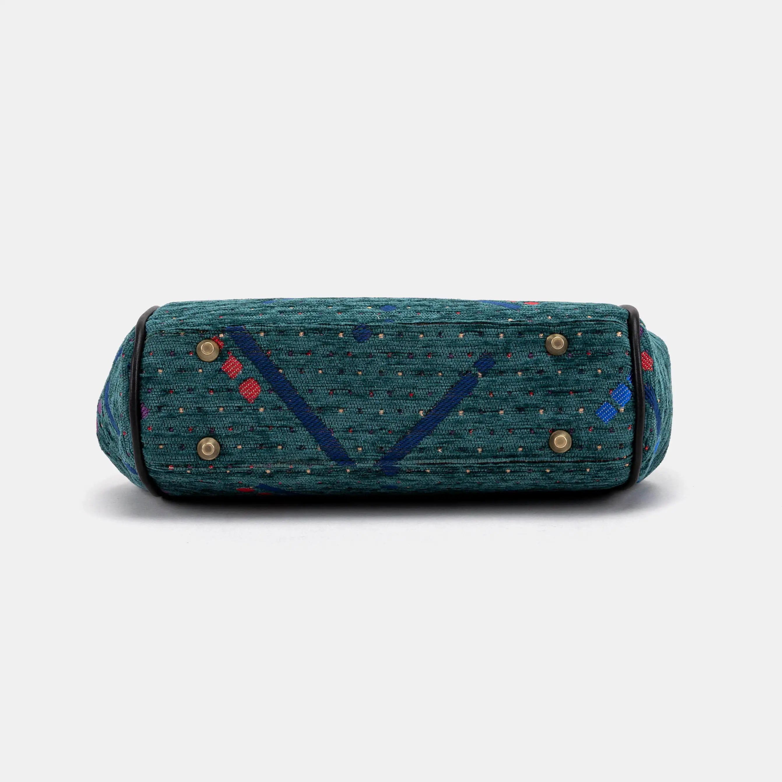 PDX Portland Airport Alma Satchel Carpet Bag bottom
