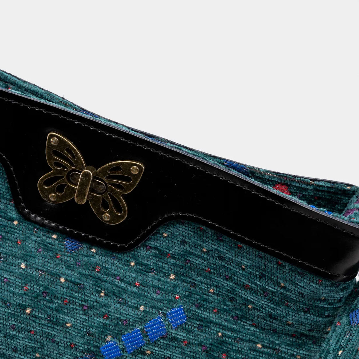 PDX Portland Airport Butterfly Crossbody Bag of America detail