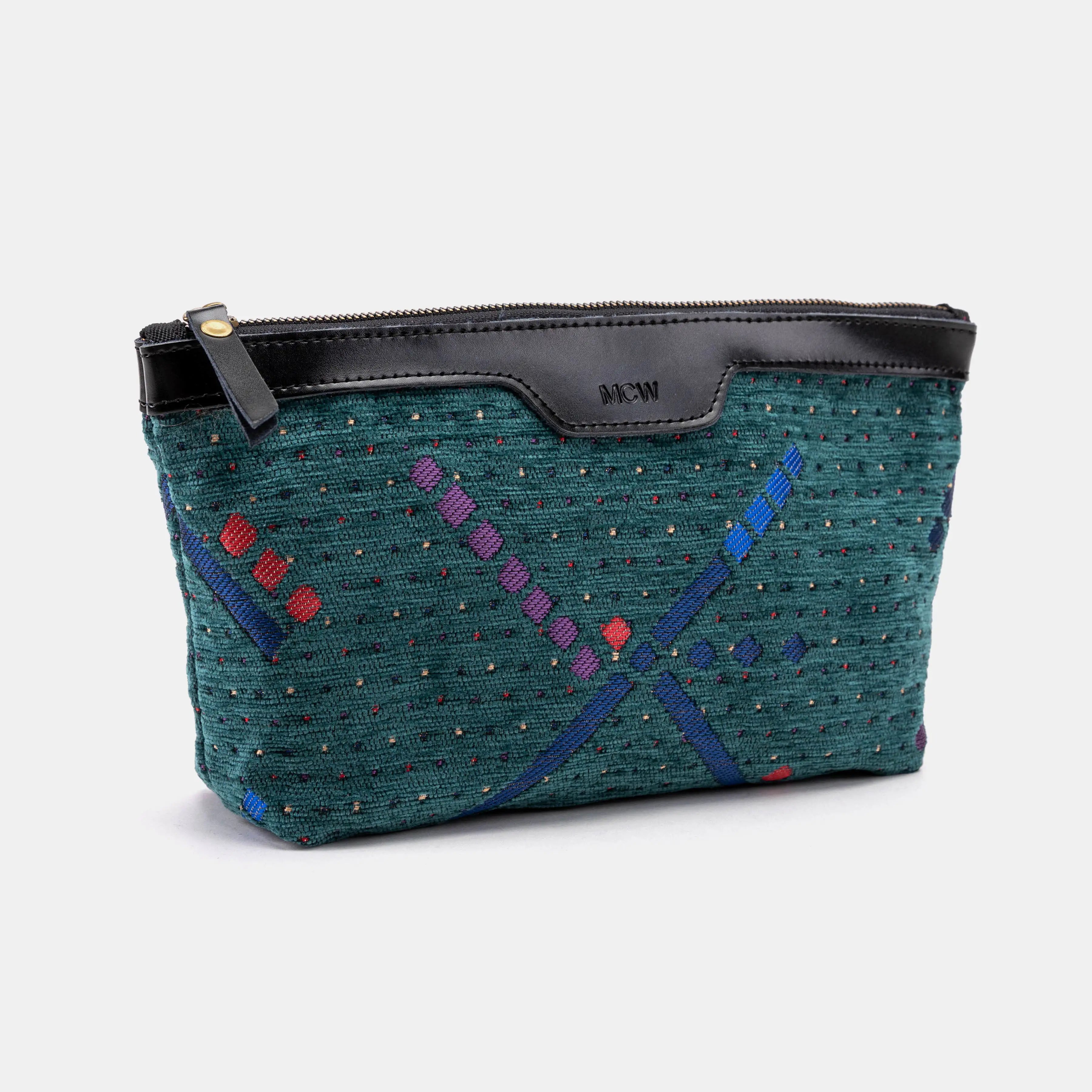 PDX Portland Airport Carpet Makeup Bag of America front side