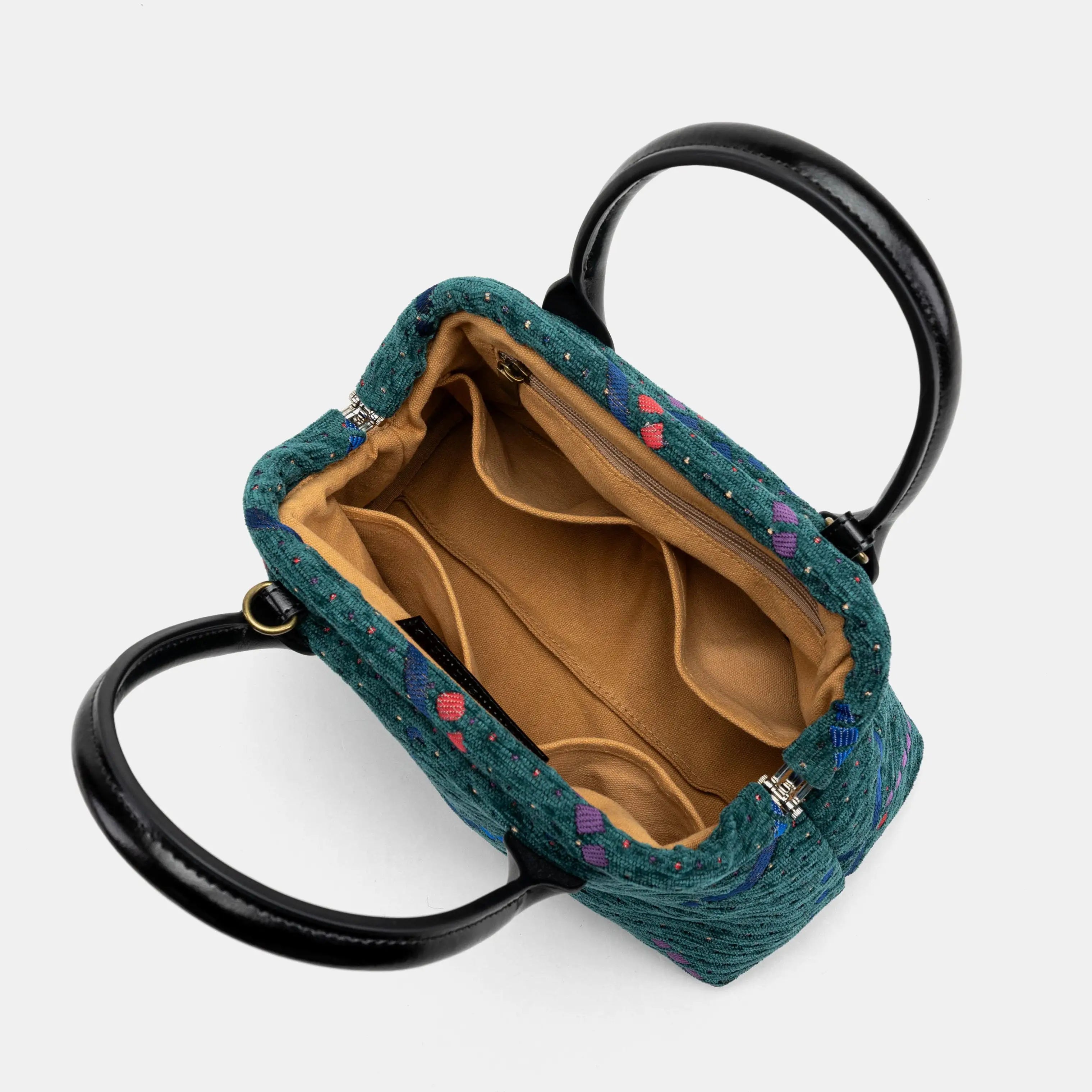 PDX Portland Airport Carpet Satchel inside