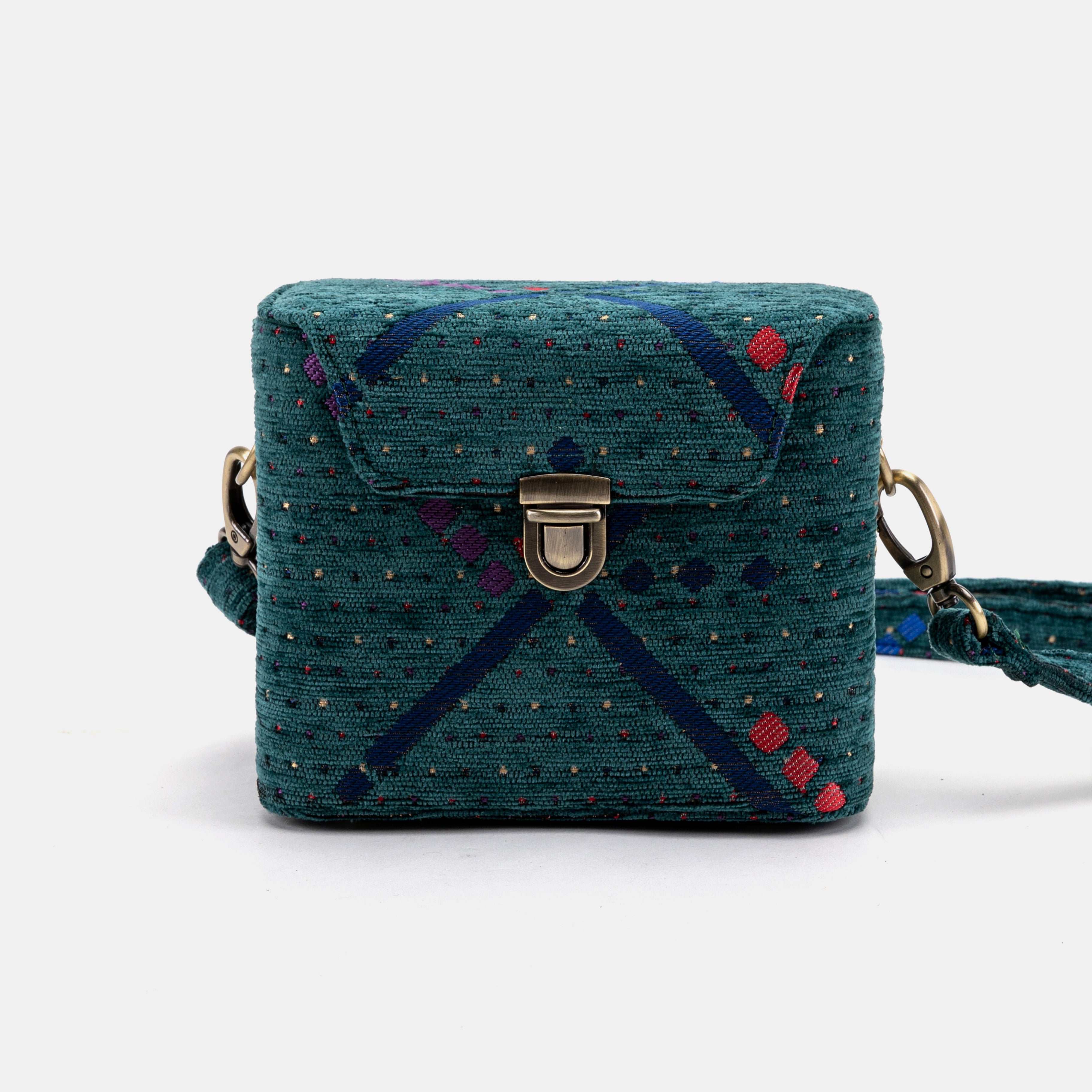 PDX Portland Airport Emma Small Train Case Crossbody main