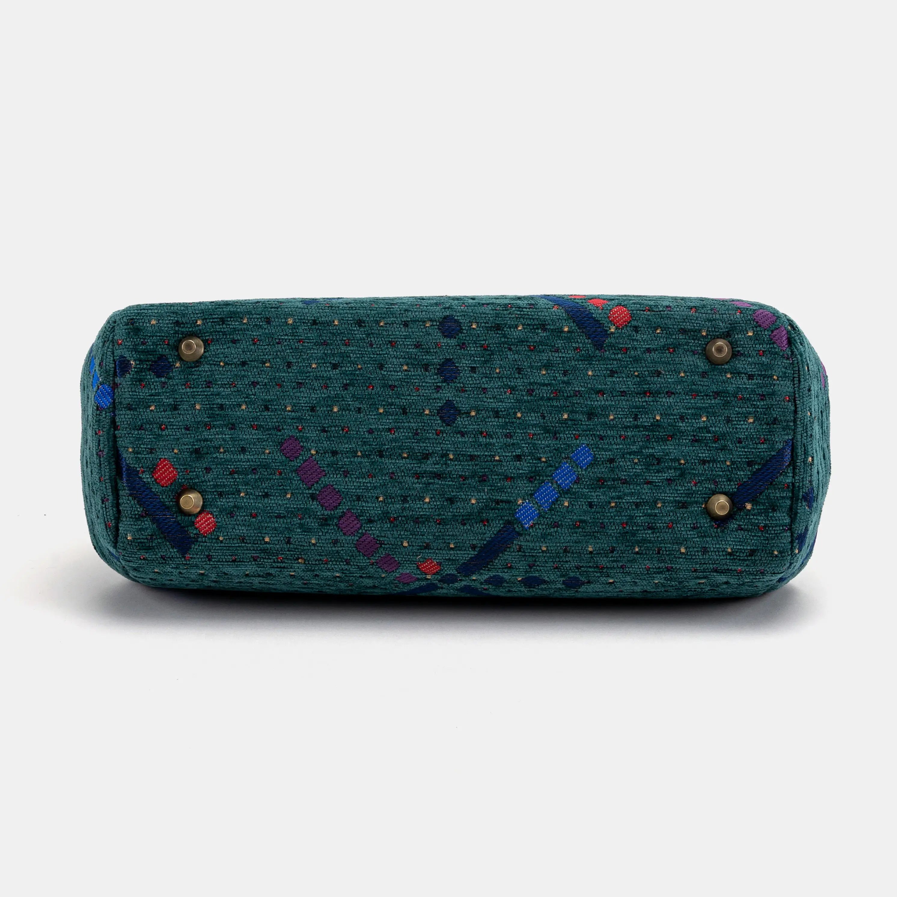 PDX Portland Airport Shoulder Bag of America bottom