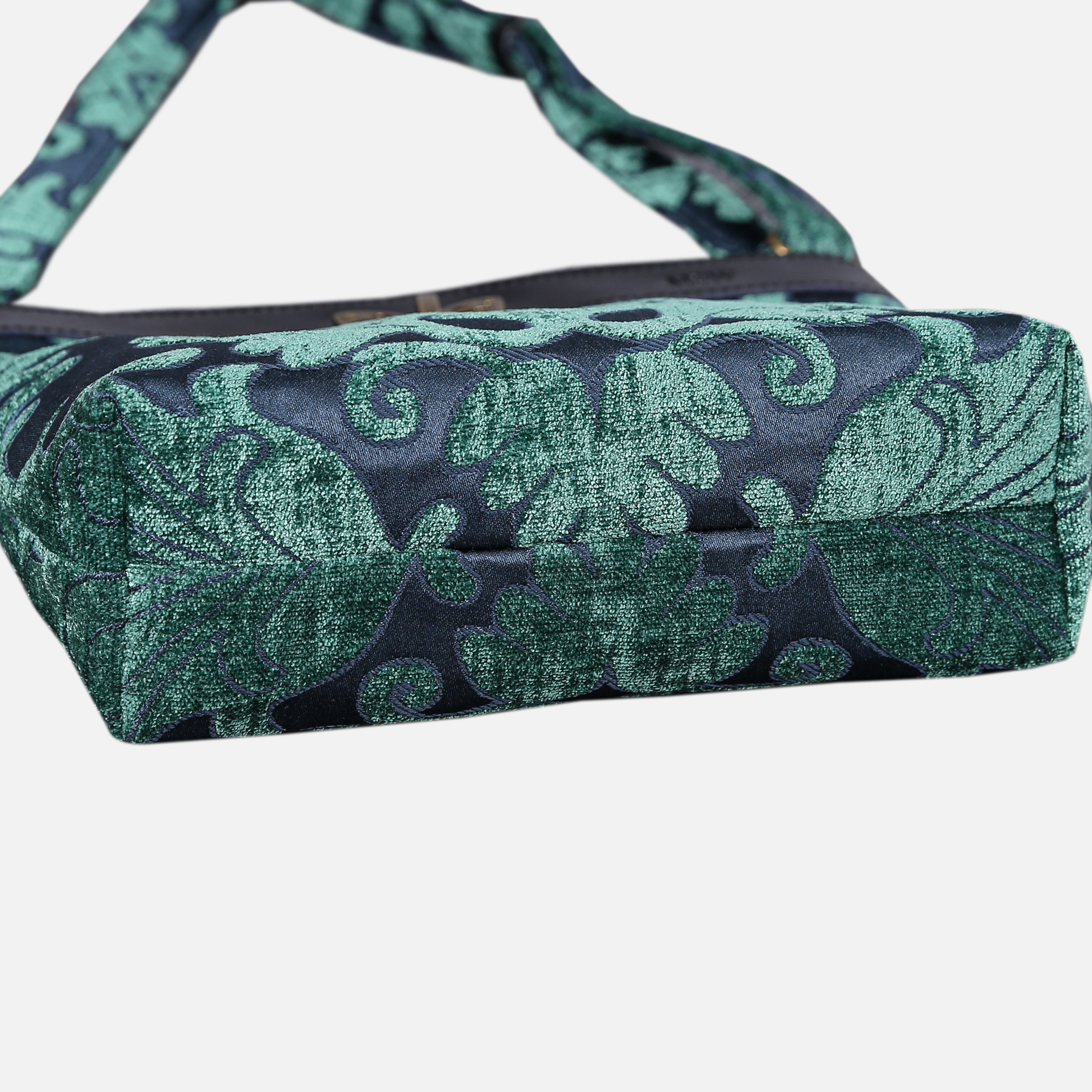 Queen Hunter Green Carpet Crossbody Bag carpet bag MCW Handmade of America bottom