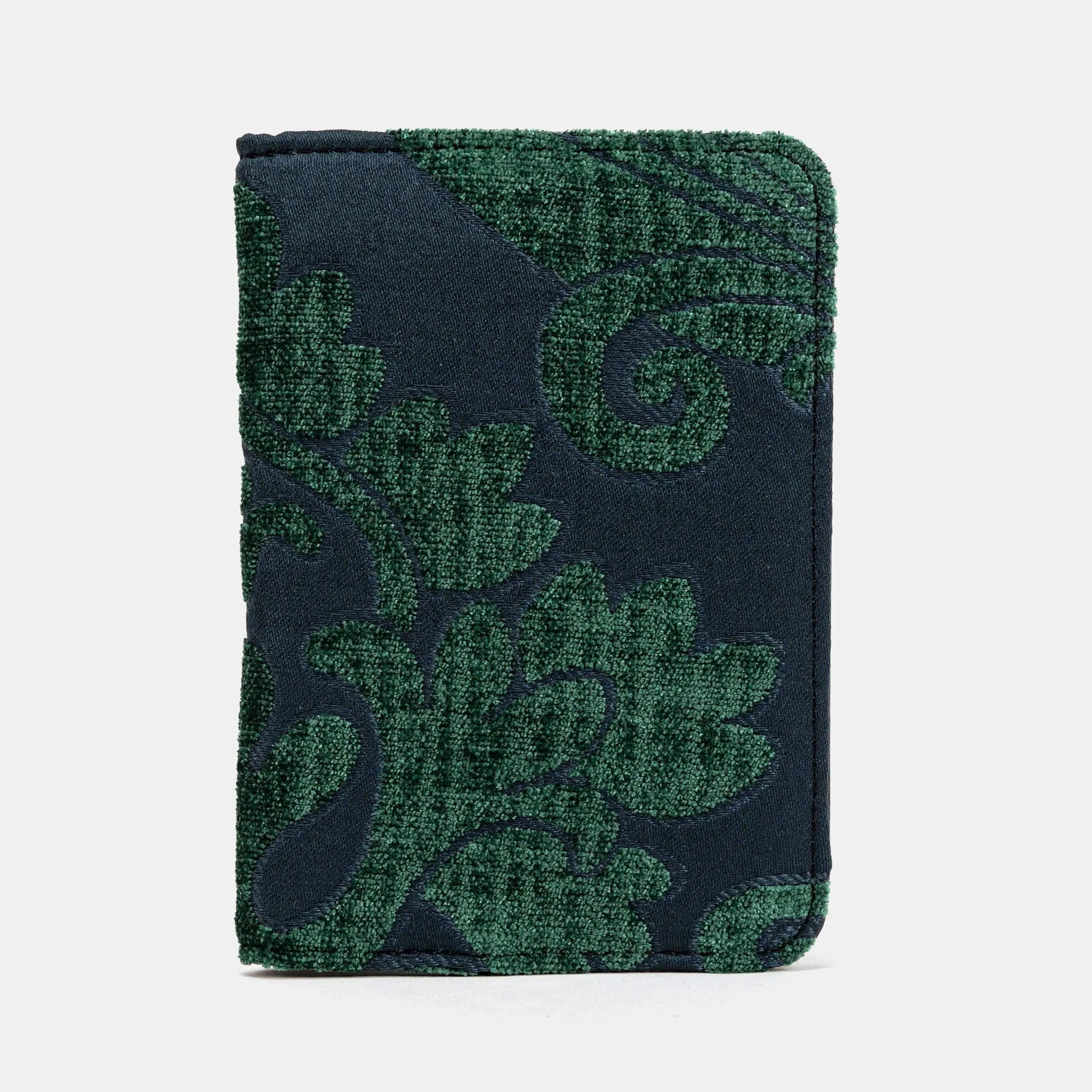 Queen Hunter Green Passport Cover of America main