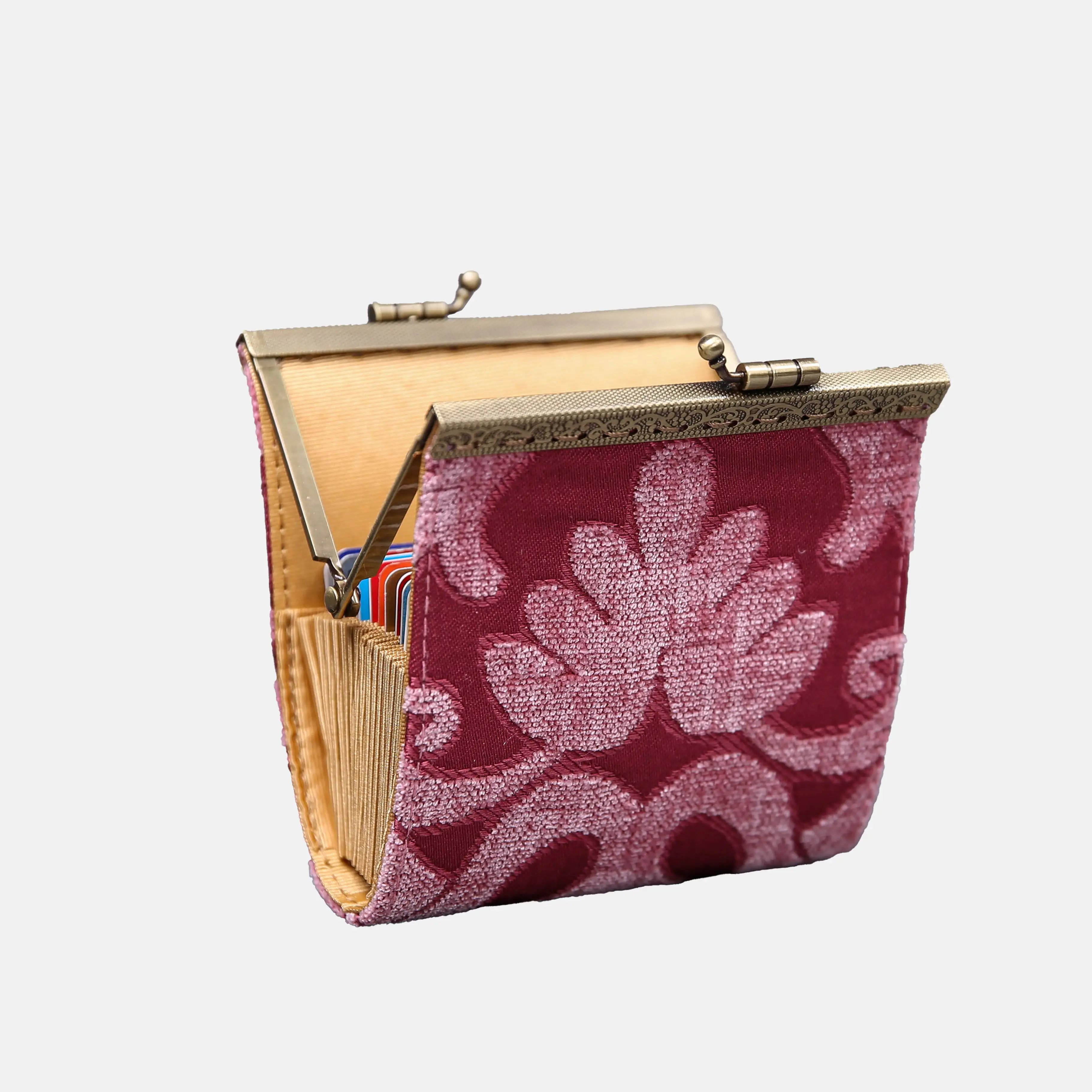 Queen Rose Pink Card Wallet of America 17 slots side