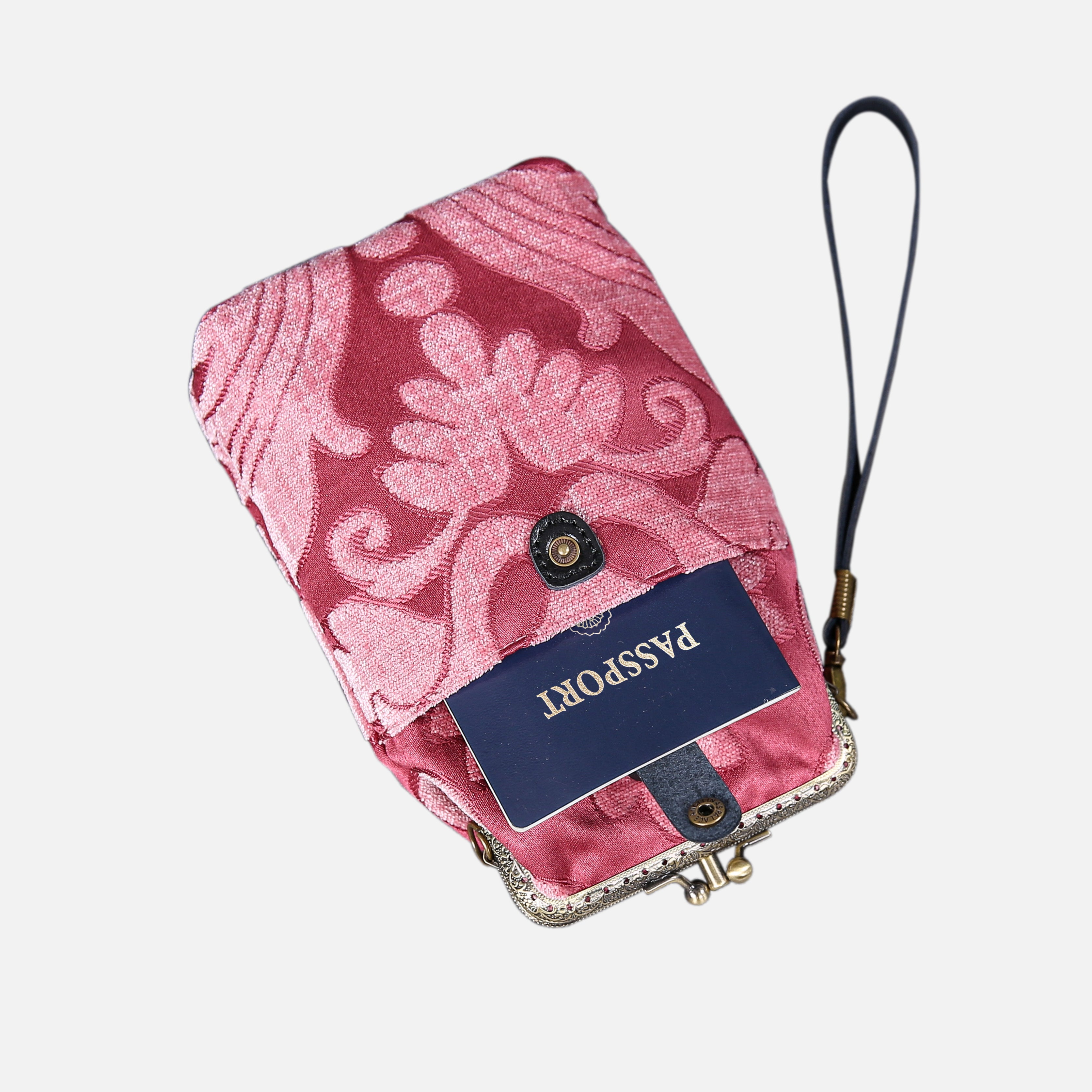 Queen Rose Pink Carpet Phone Case Carpetbag of America pocket
