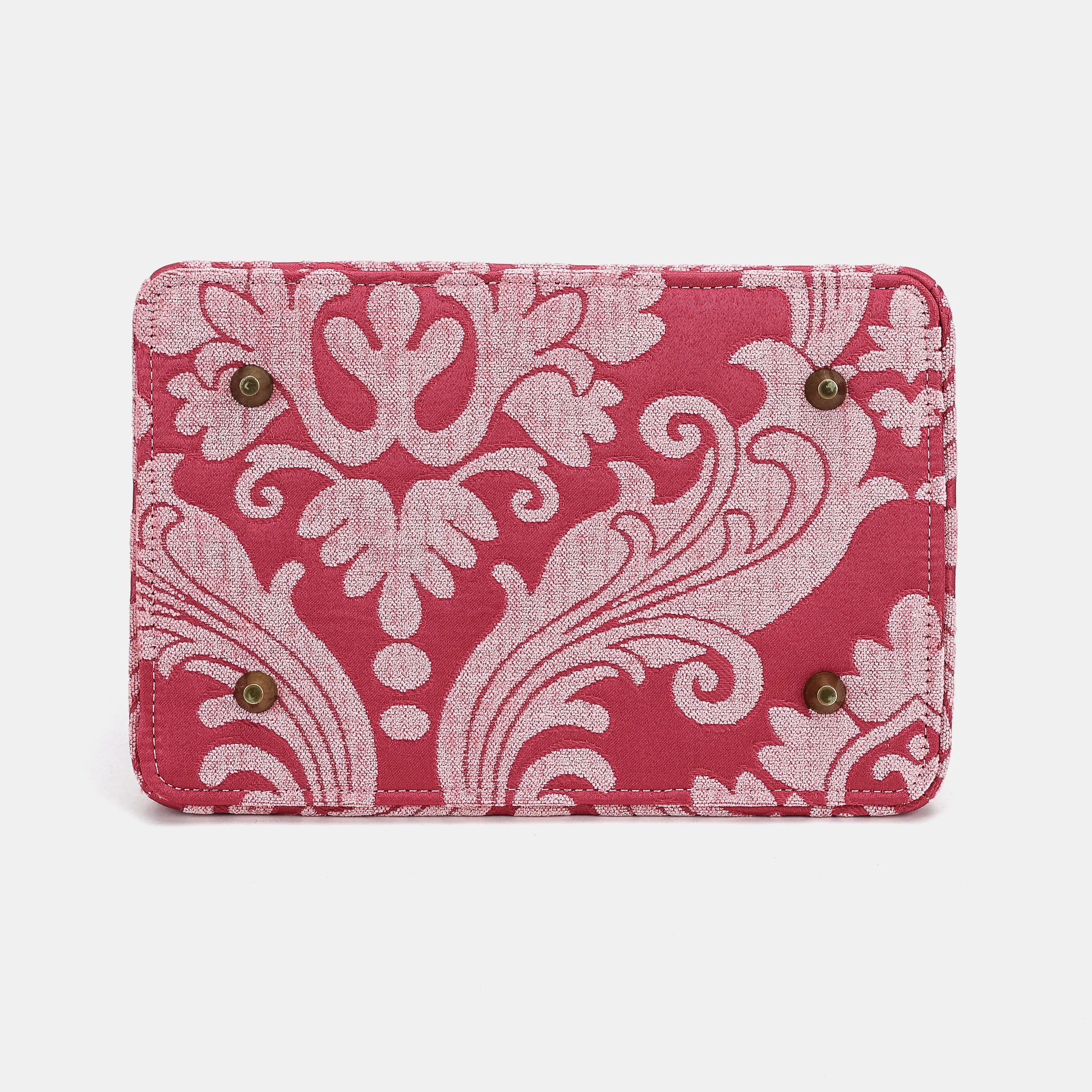 Queen Rose Pink Cecile Carpet Purse Gladstone Bag of America bottom