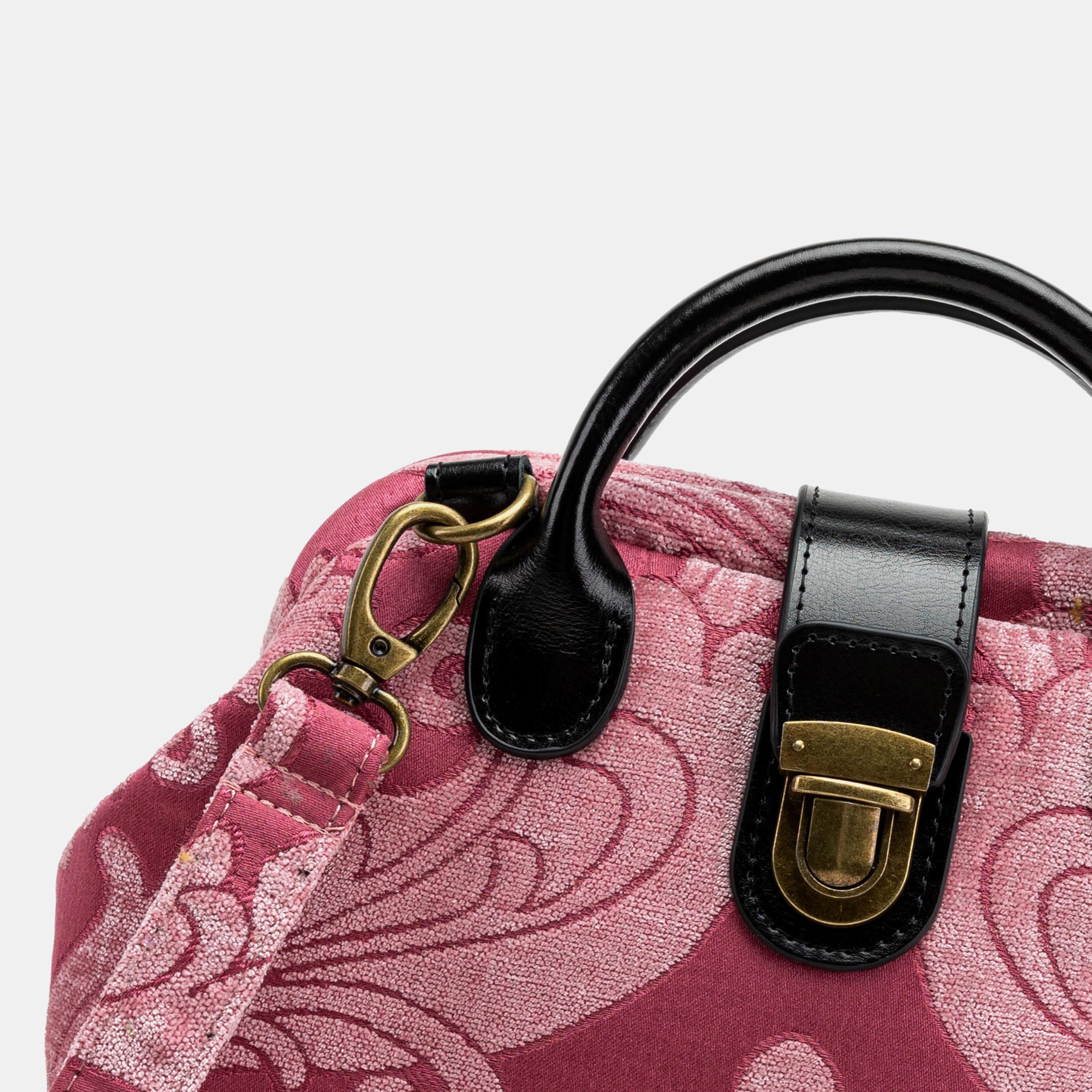 Queen Rose Pink Carpet Everyday Backpack Carpetbag of America detail