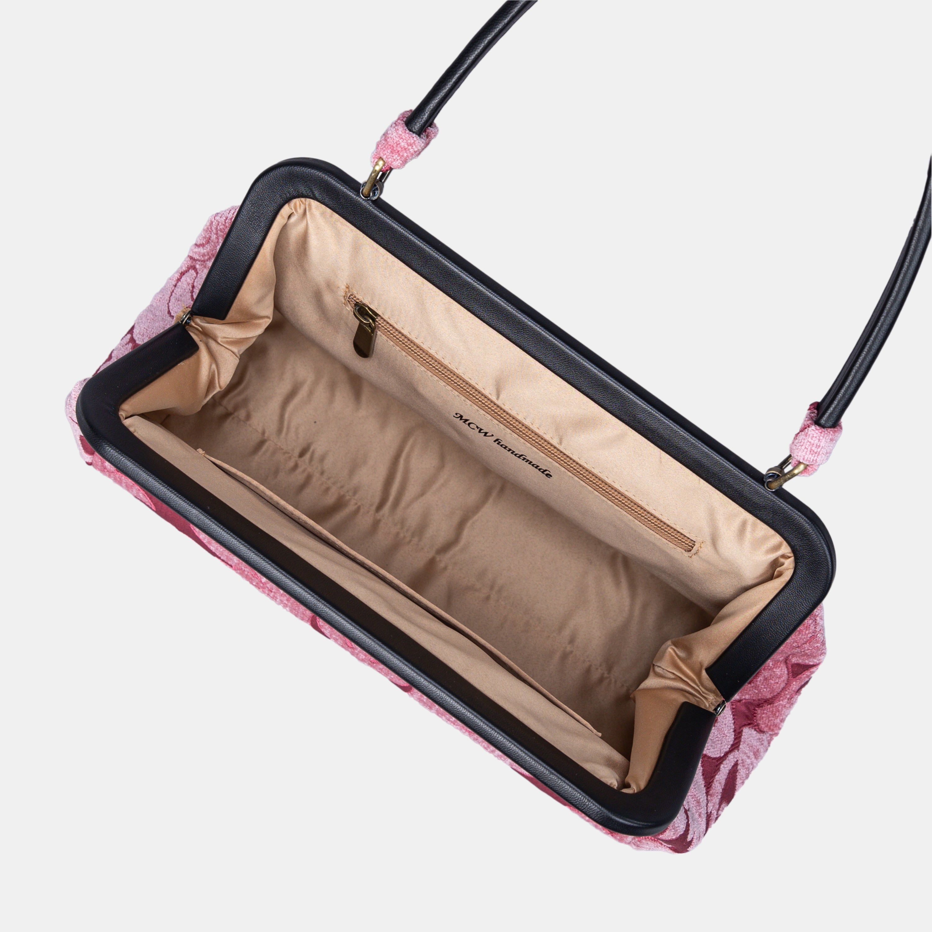 Queen Rose Pink Shoulder Bag inside