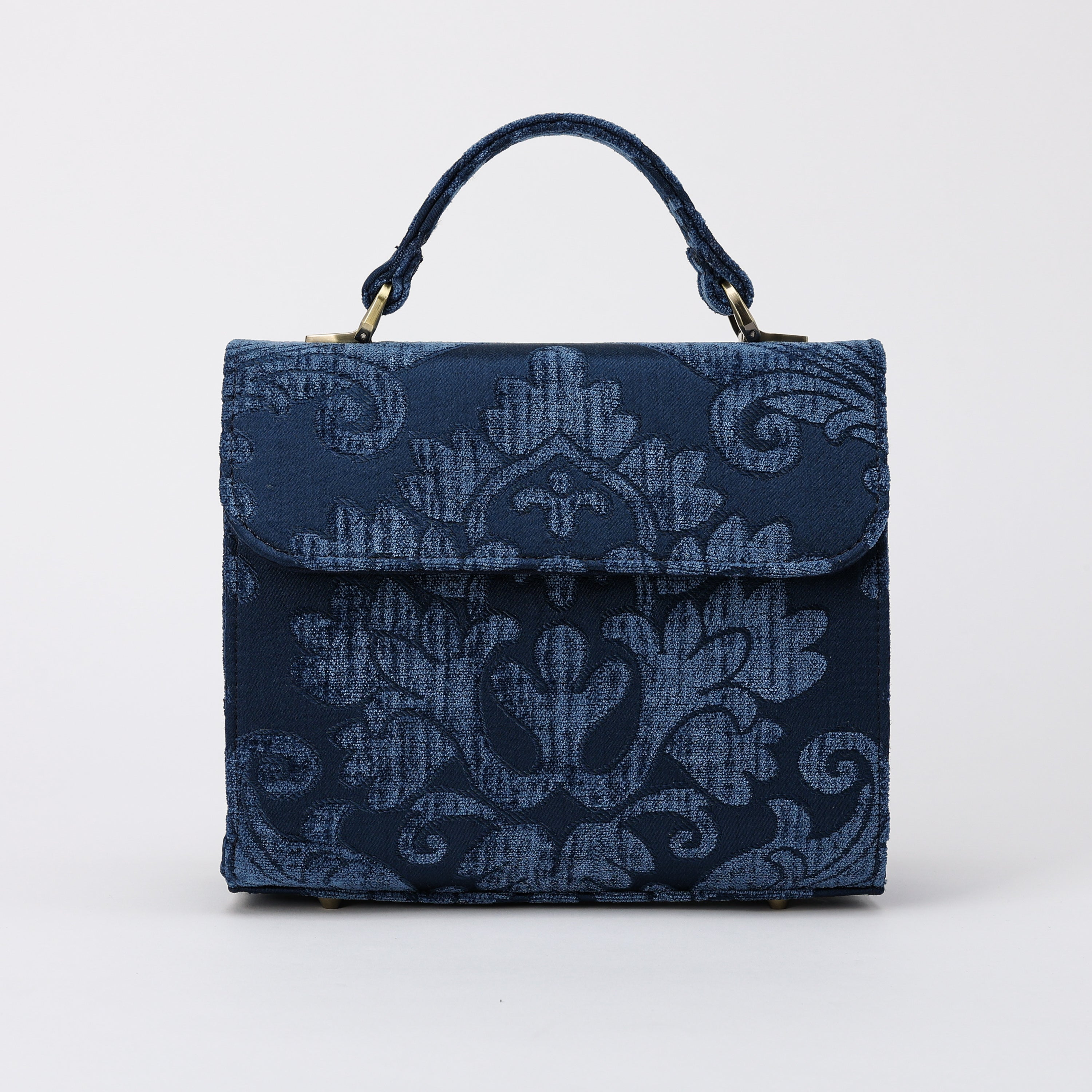 Queen Royal Blue Flap Satchel Carpetbag of America main