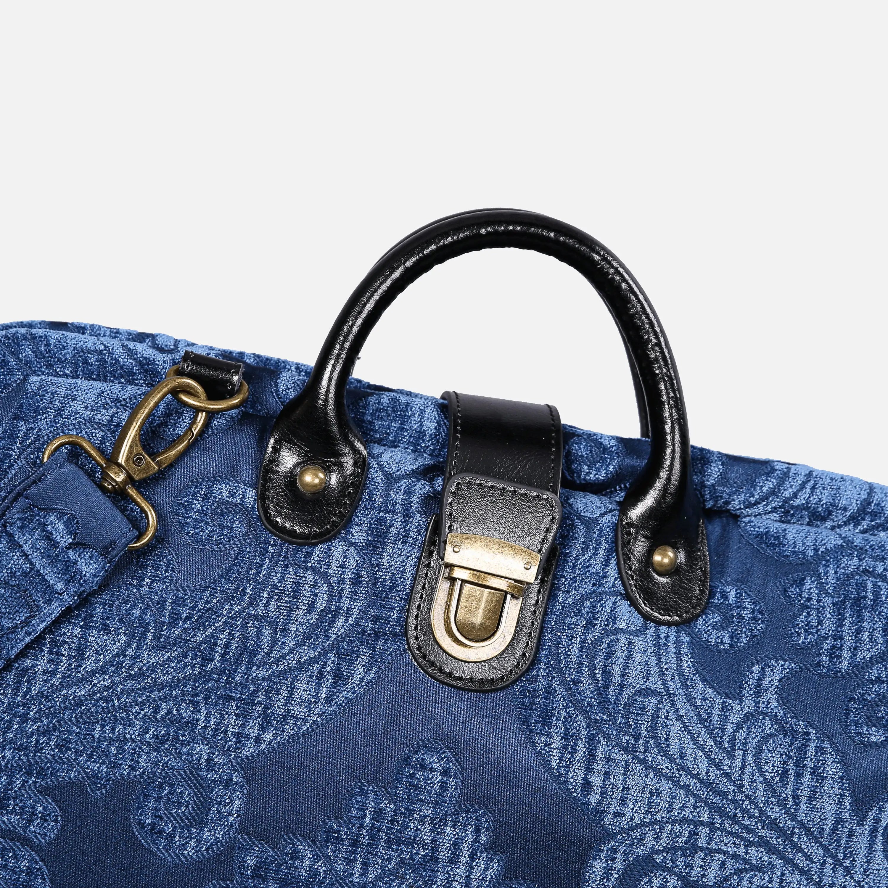 Queen Royal Blue carpet bag of America handle