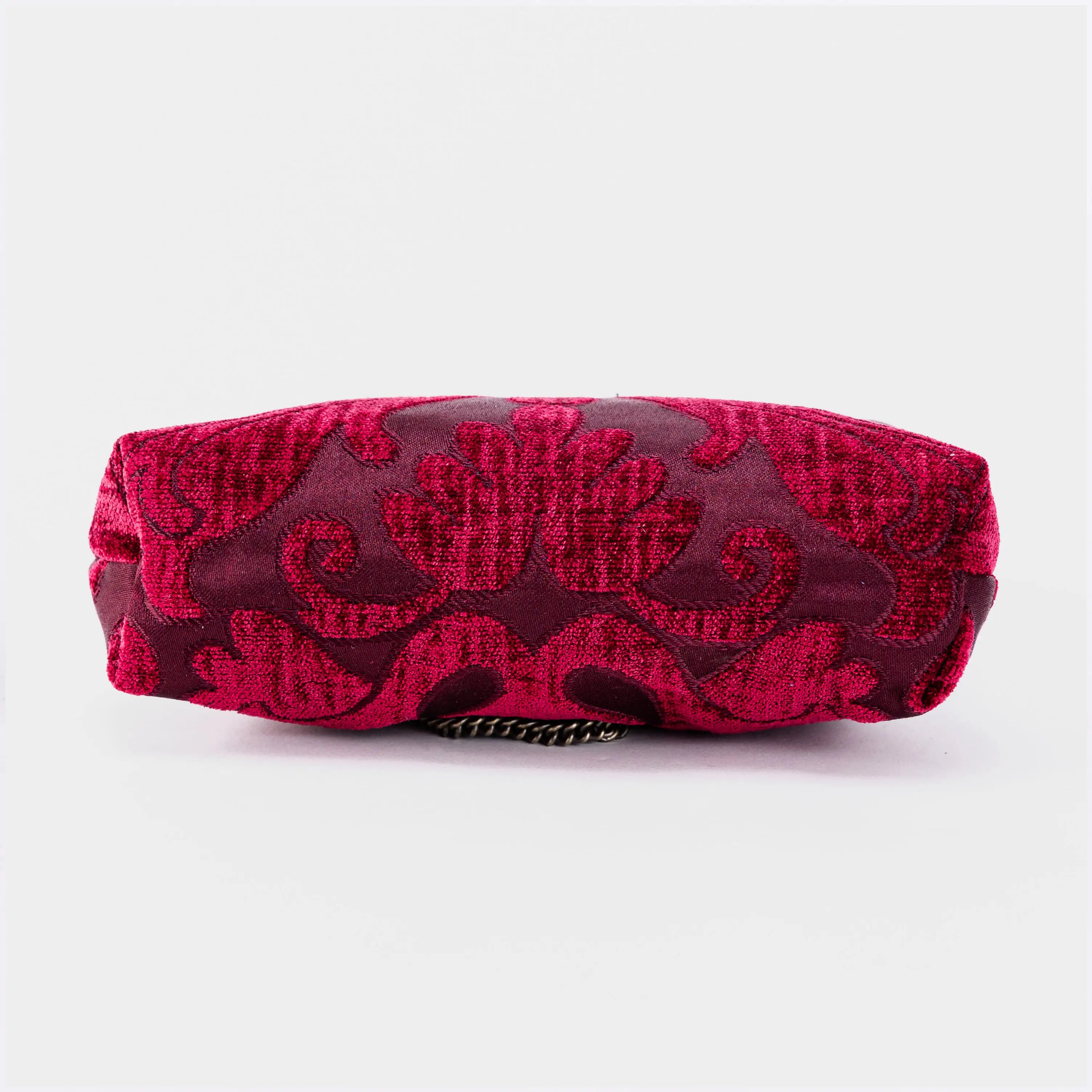 Queen Wine Alma Evening Clutch Carpet Bag bottom