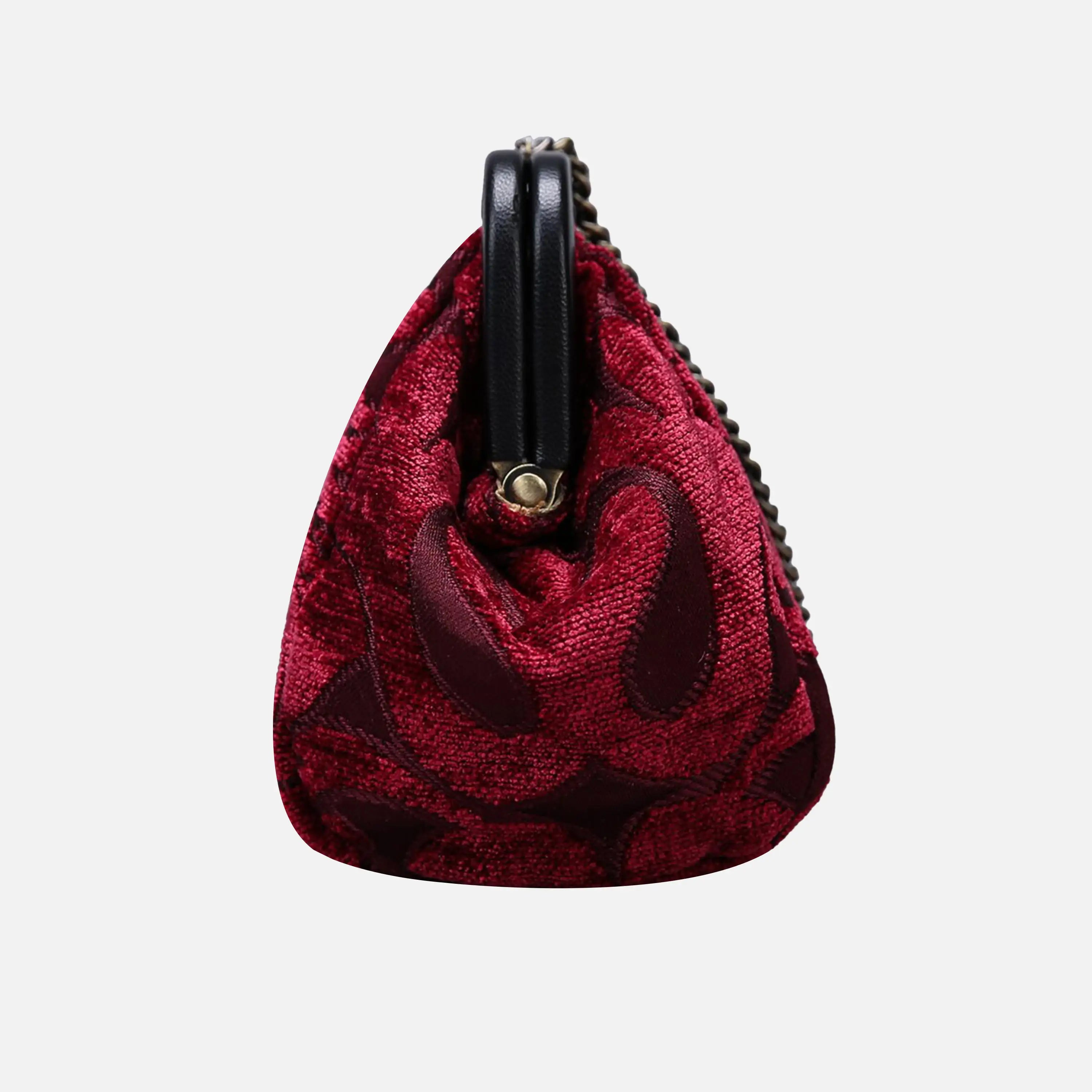Queen Wine Evening Bag Clutch carpet bag of America side