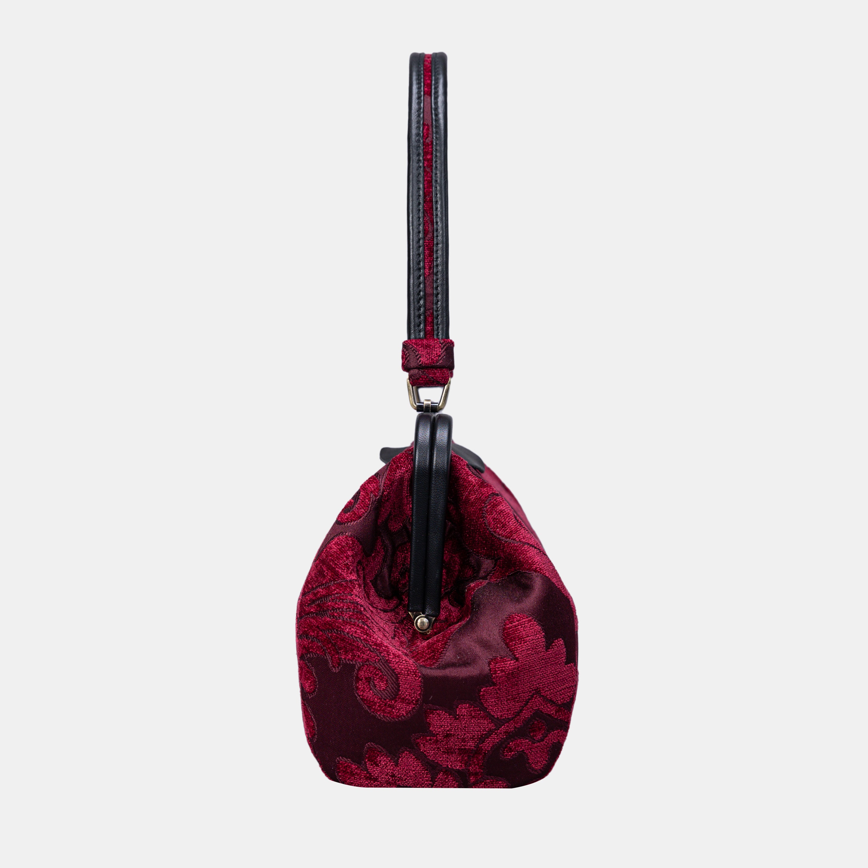 Queen Wine Shoulder Bag side