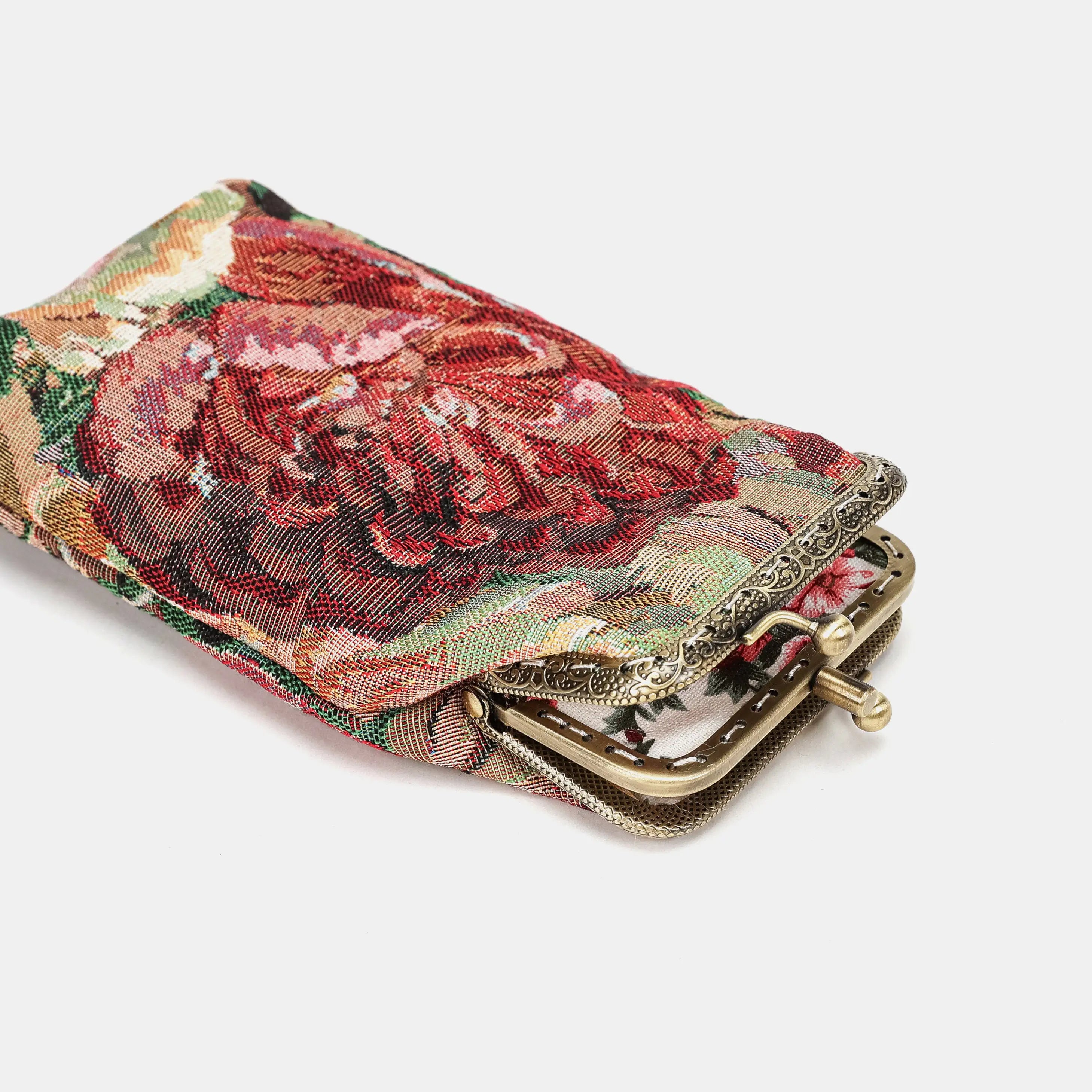 Rose Bush Carpet Eyeglasses Case of America open-1