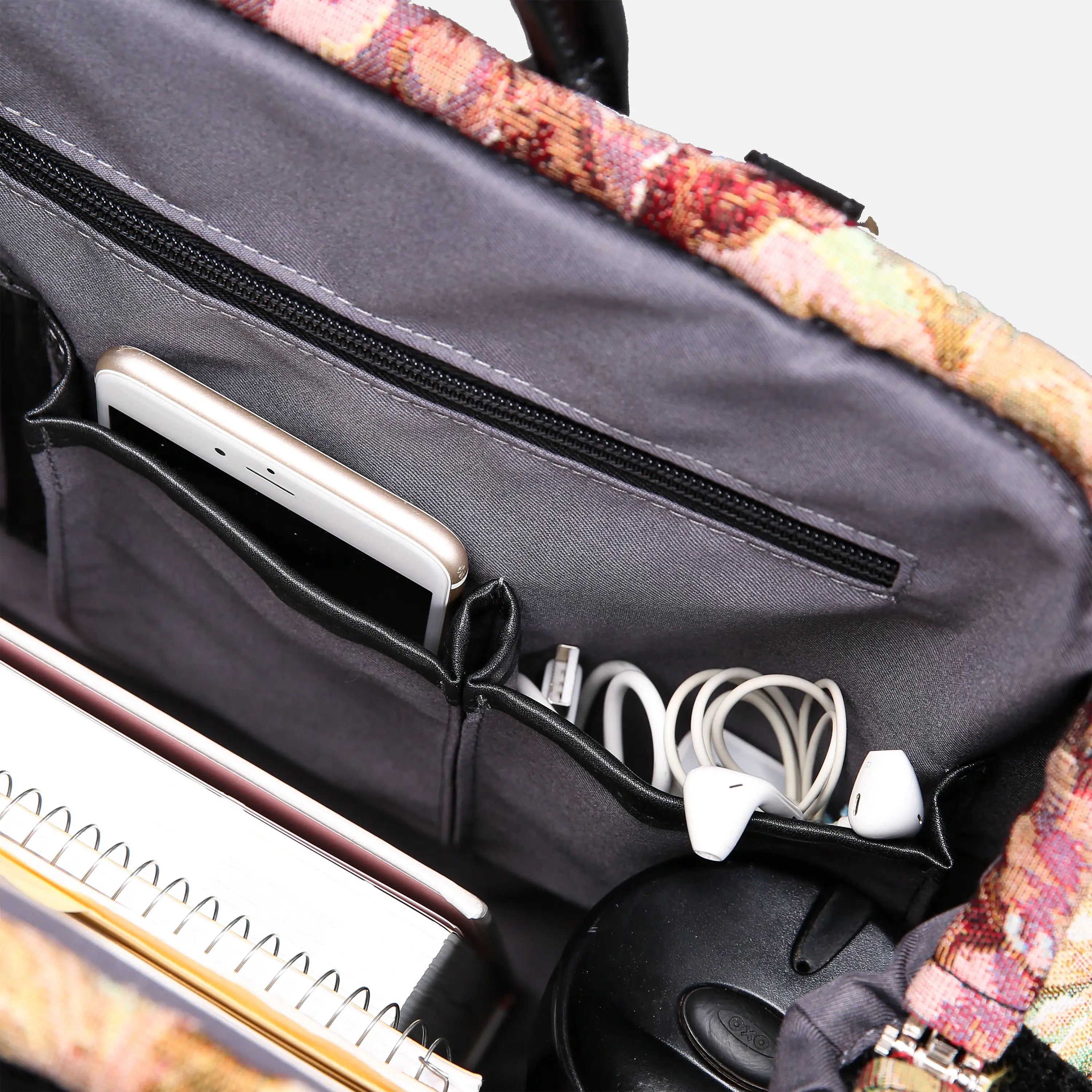 Rose Bush Laptop Work Bag carpet bag of America inside details